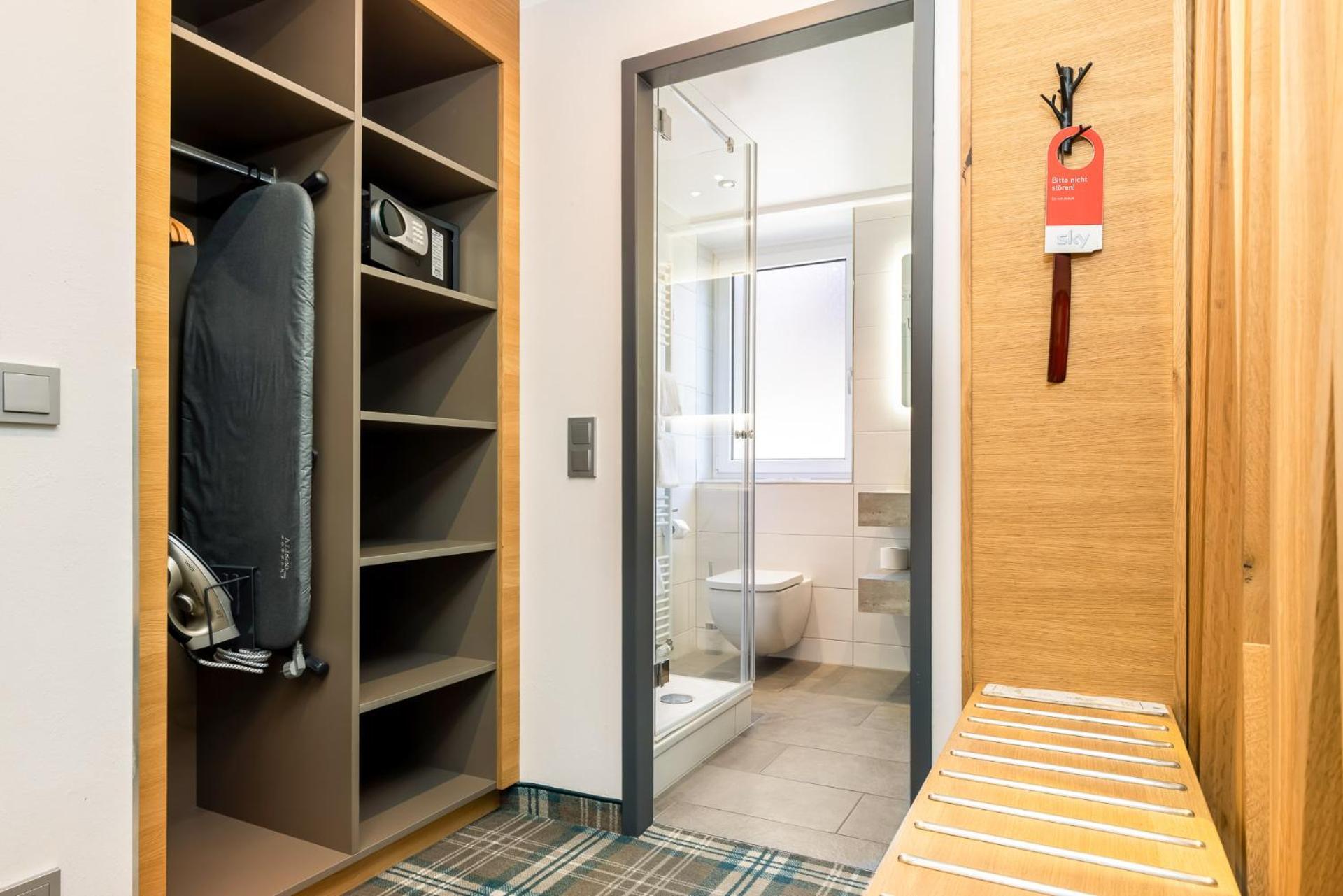 Comfort Room