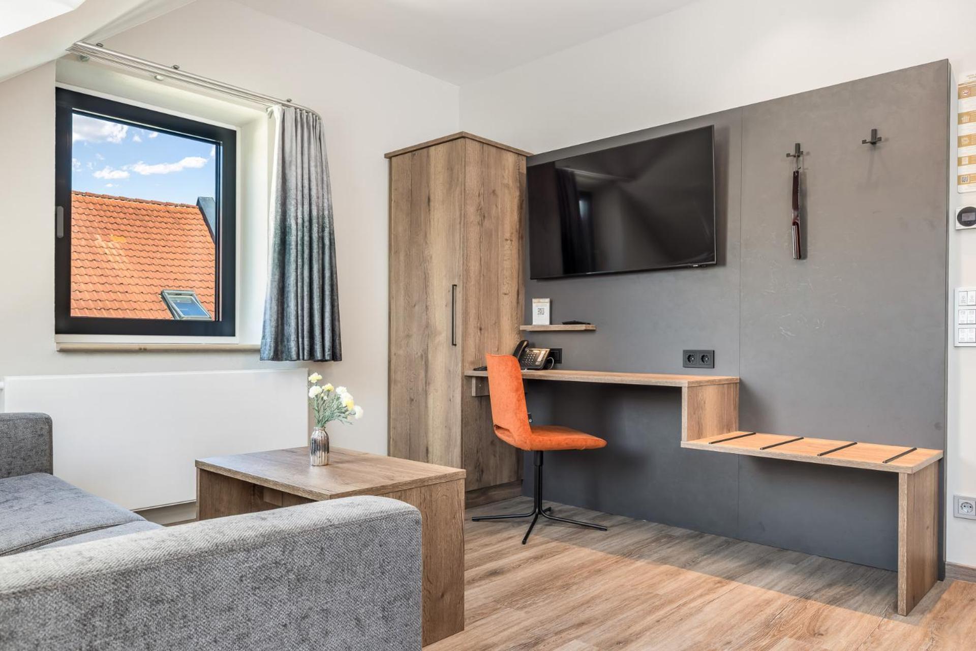 Deluxe Suite
