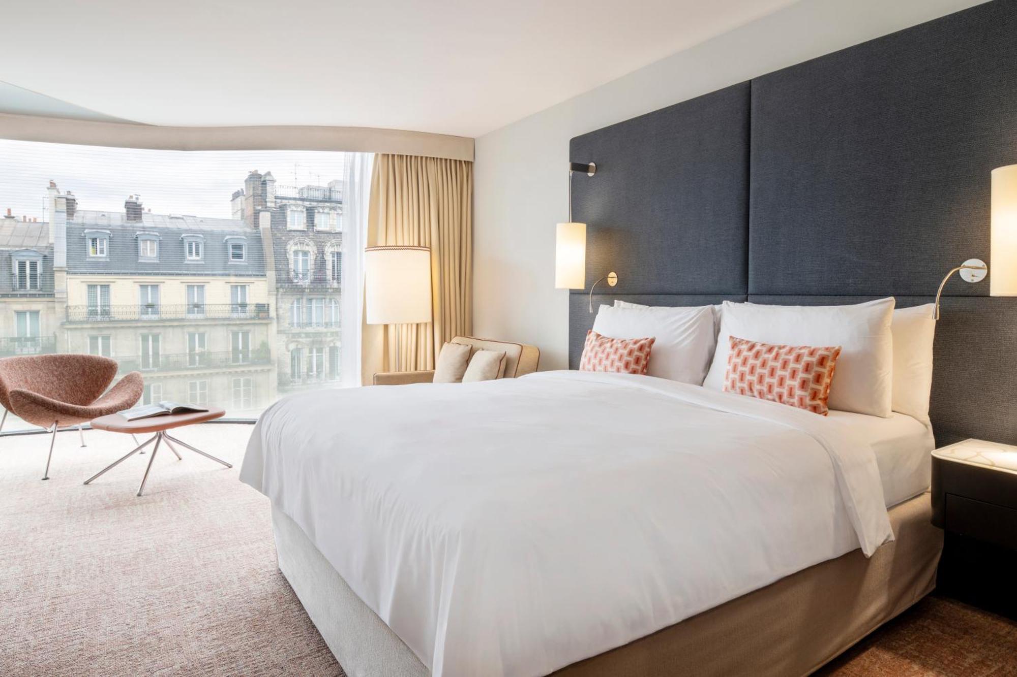 Prestige Wave Room