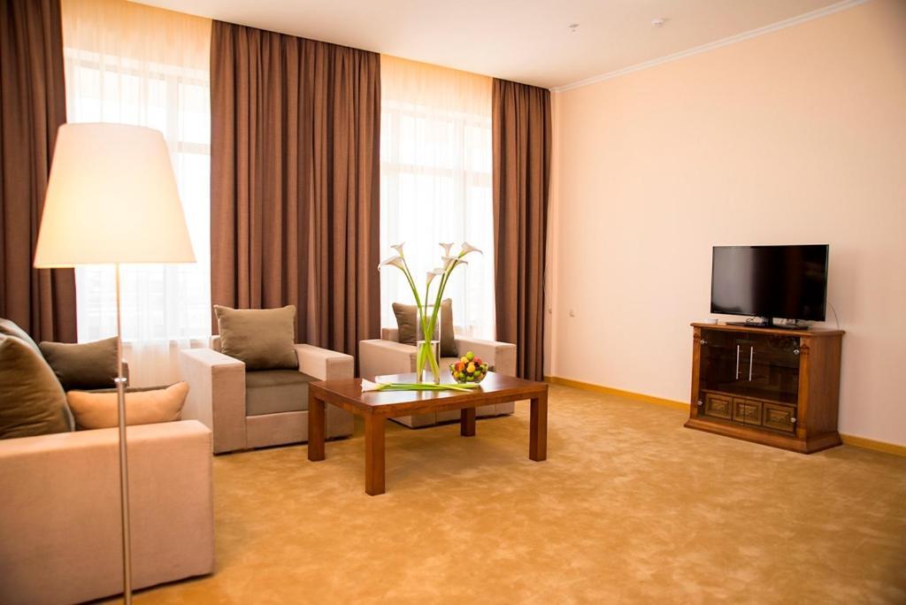 Executive Suite