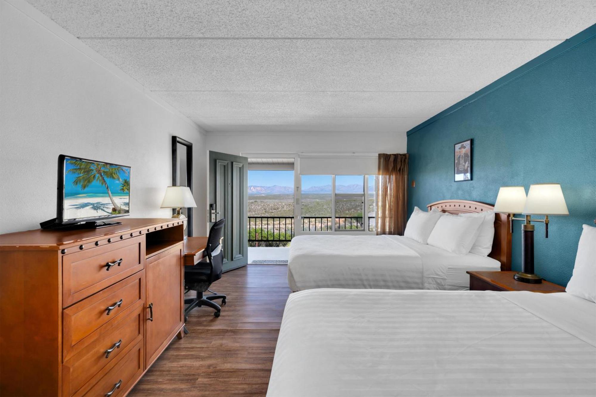 Queen Room with Two Queen Beds and Roll-In Shower - Disability Access/Non-Smoking