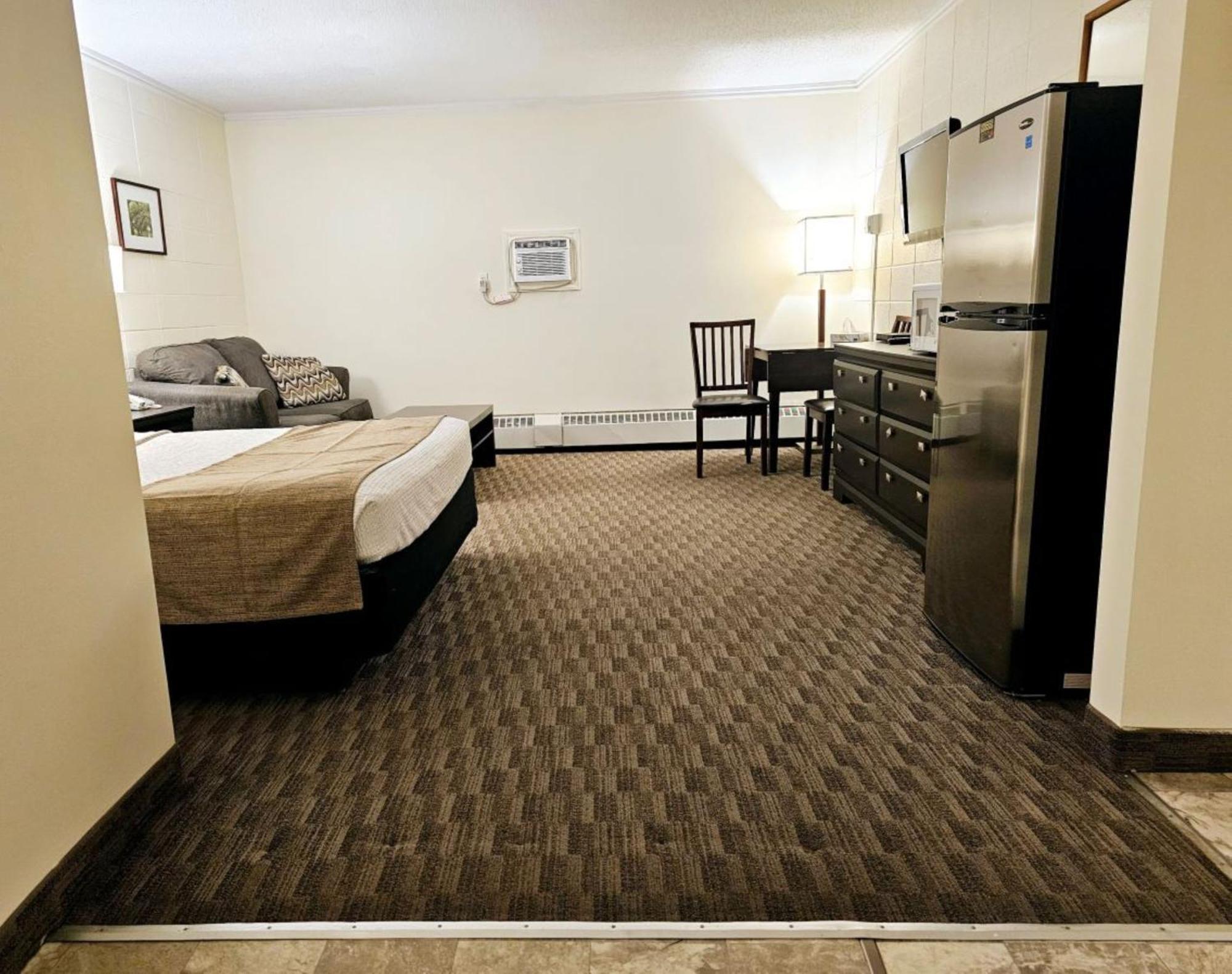 Queen Room