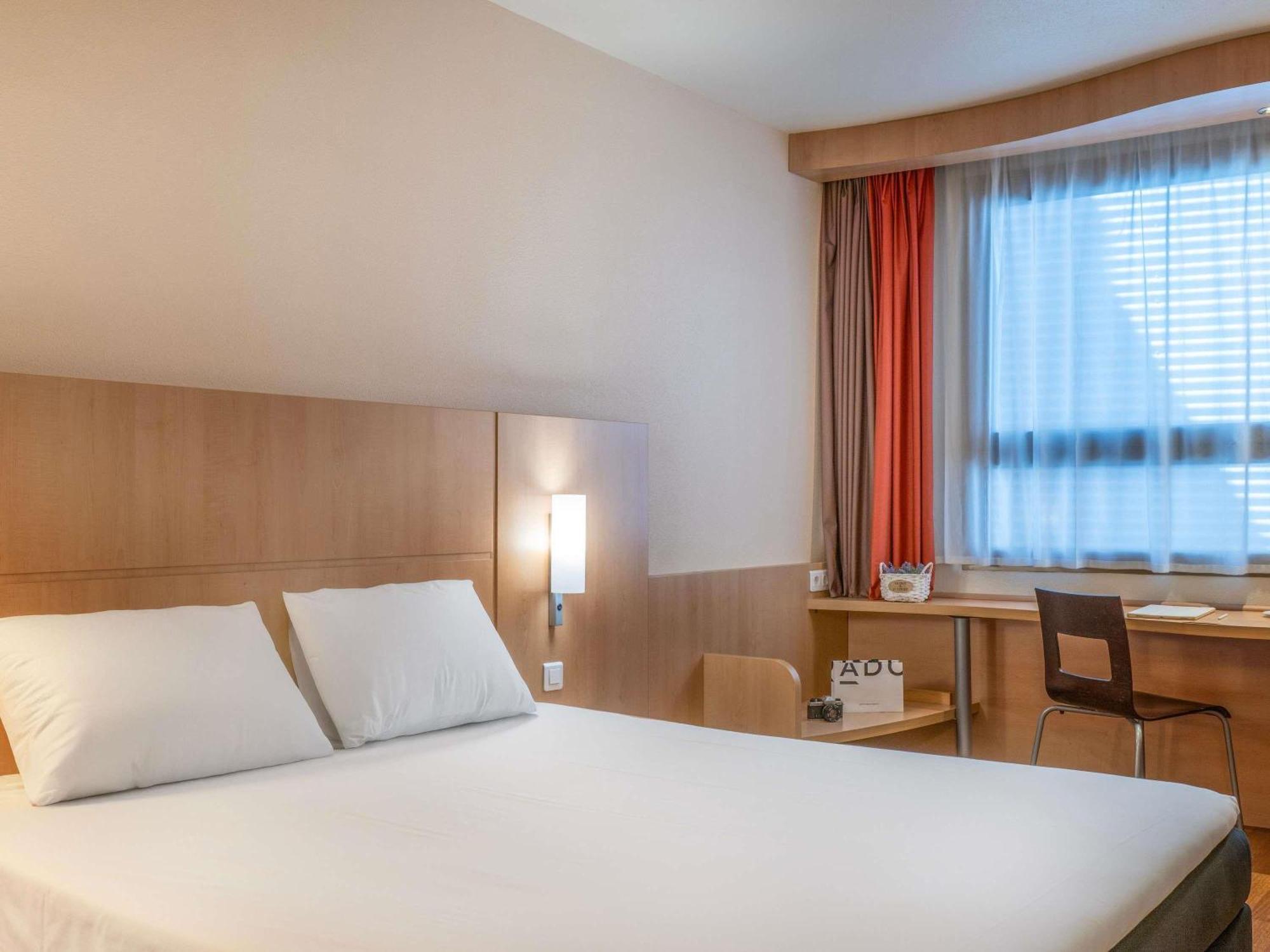 Standard Non Smoking Room One Double Bed