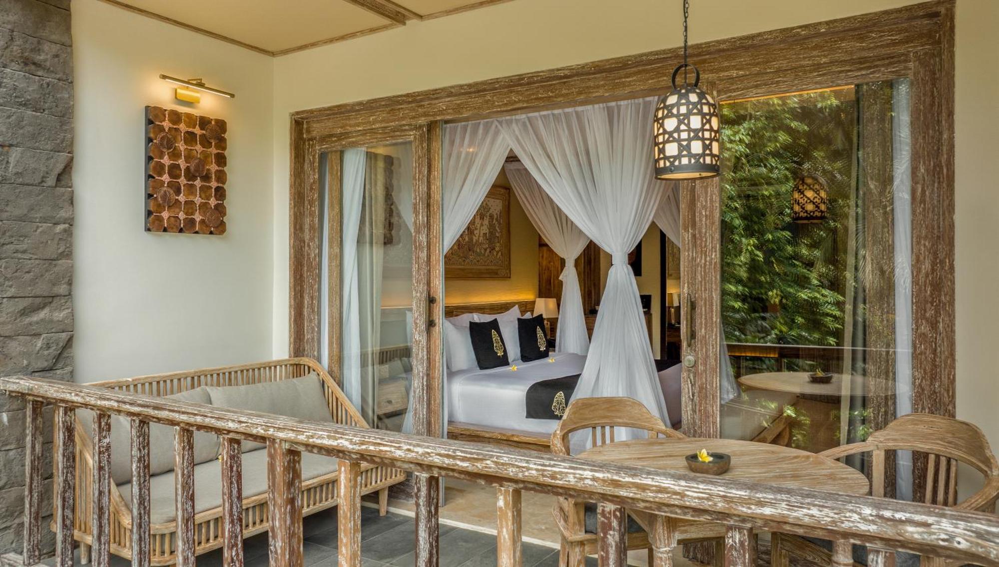 Suite dengan Pemandangan Taman