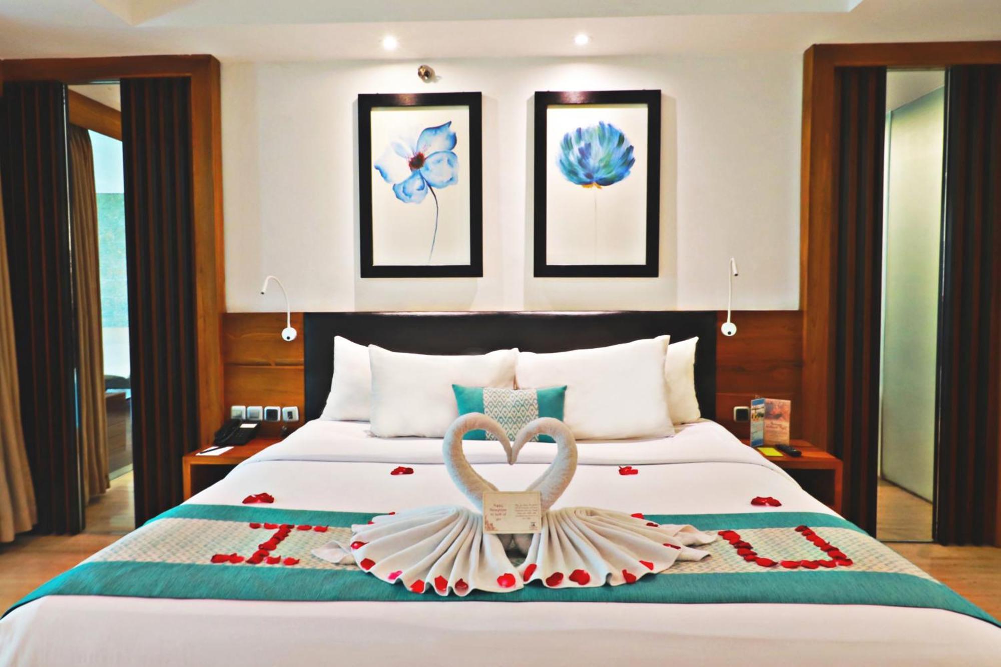 Whirlpool Suite Room Extra Bed