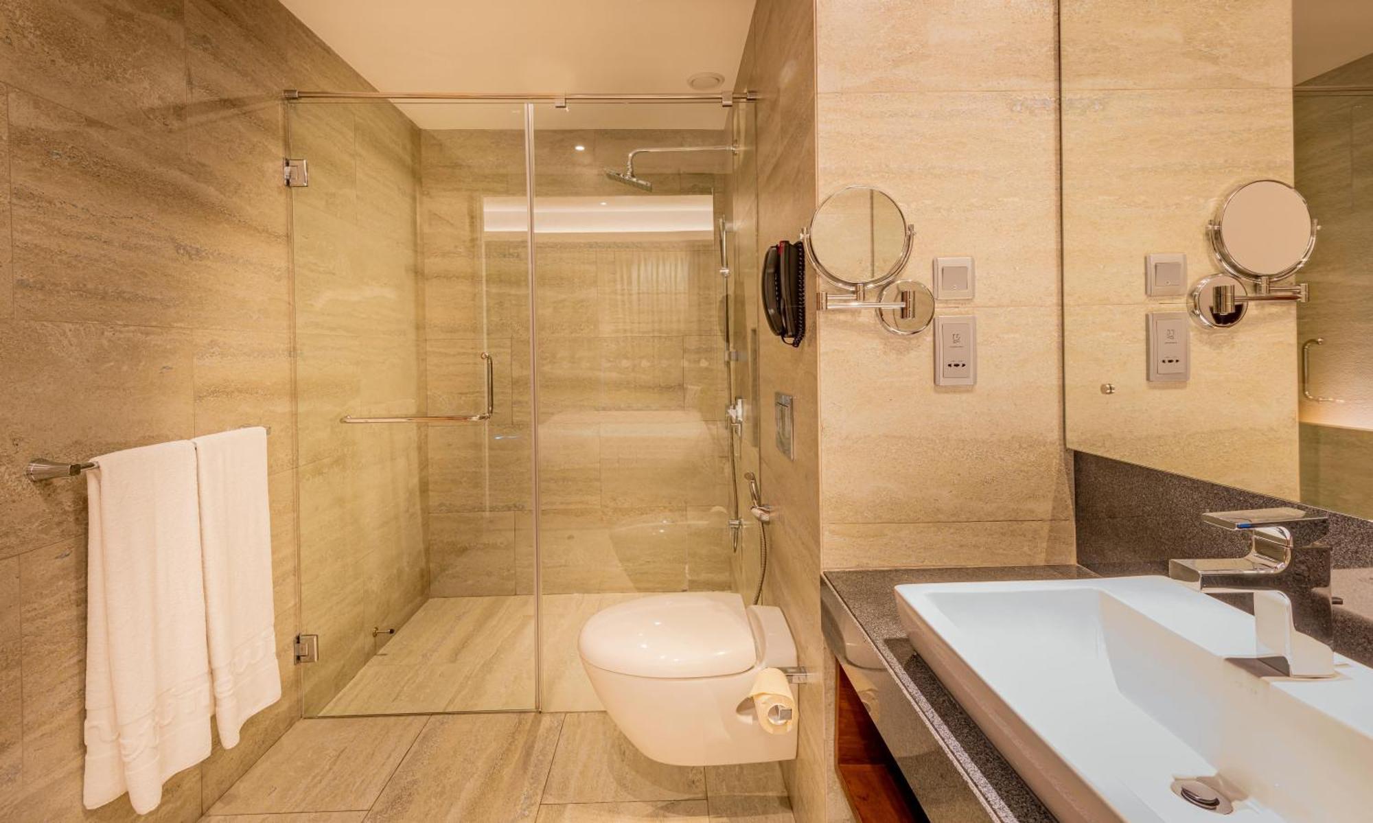 Deluxe Twin Room at Ward7 57 Virticle restaurants