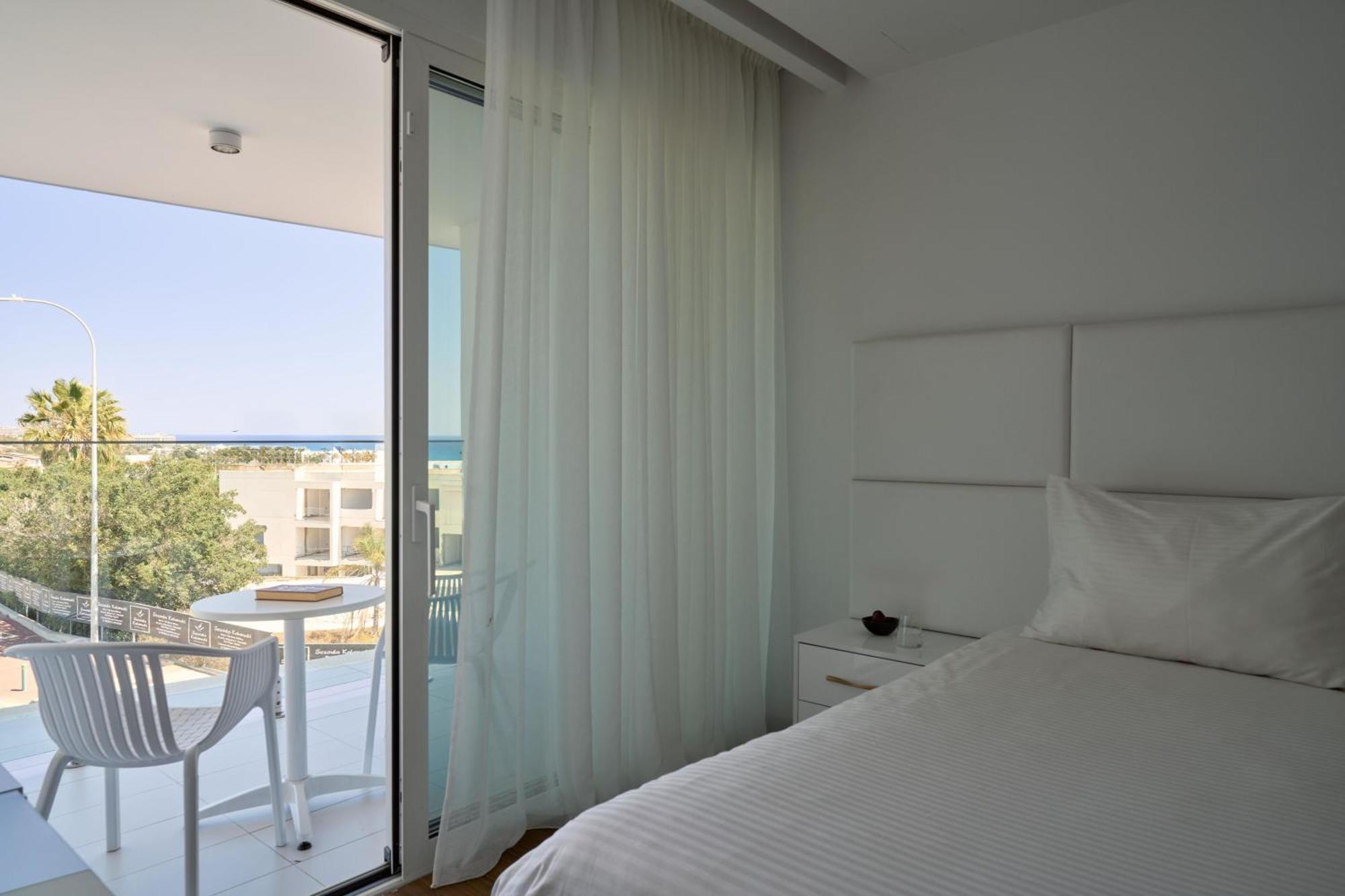 Deluxe Room Urban View
