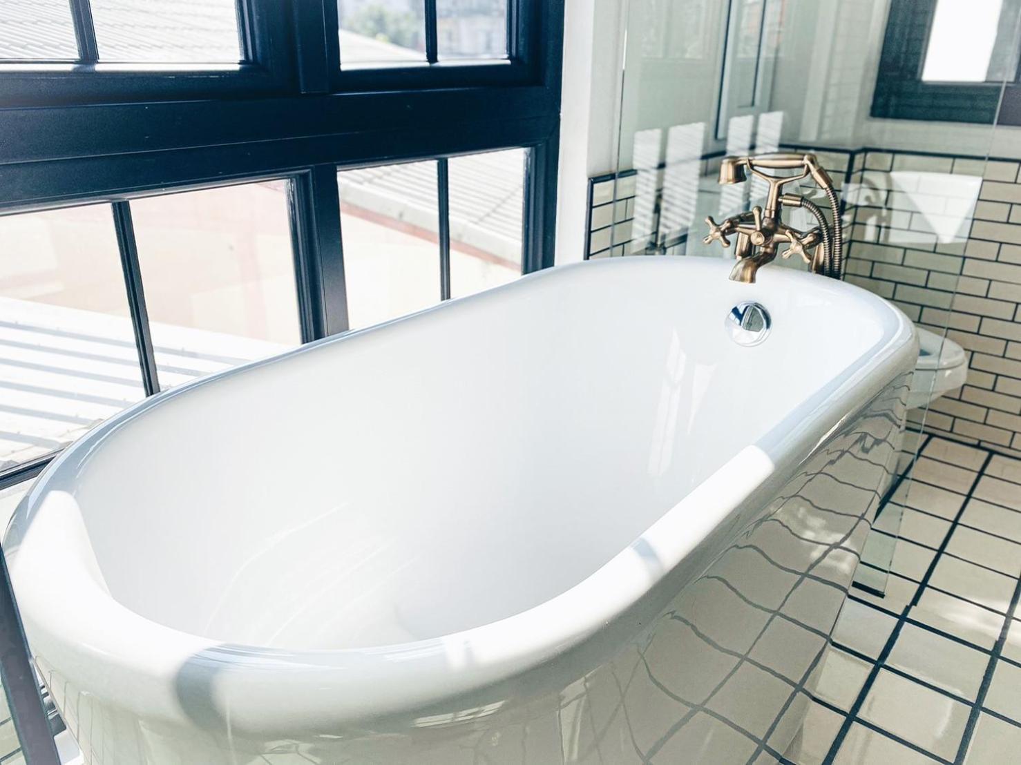 King Room with Pool View
