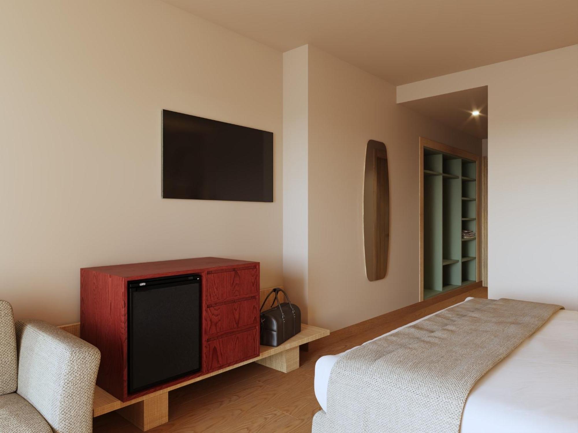 2 Double Beds Partial Sea View Sofa Bed Double Room