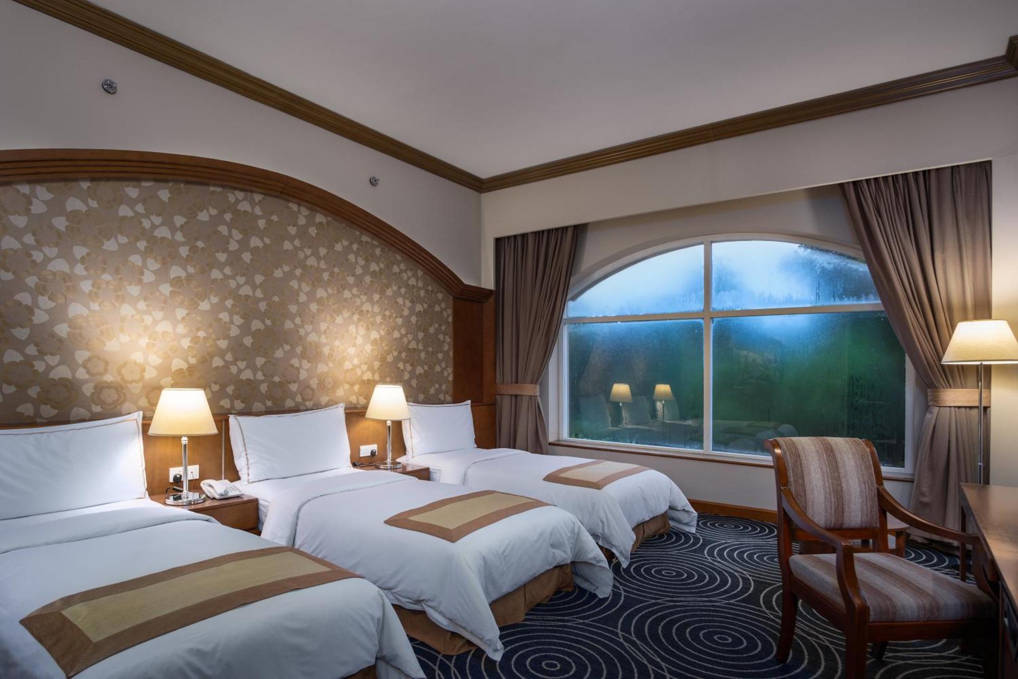 Deluxe Triple Room