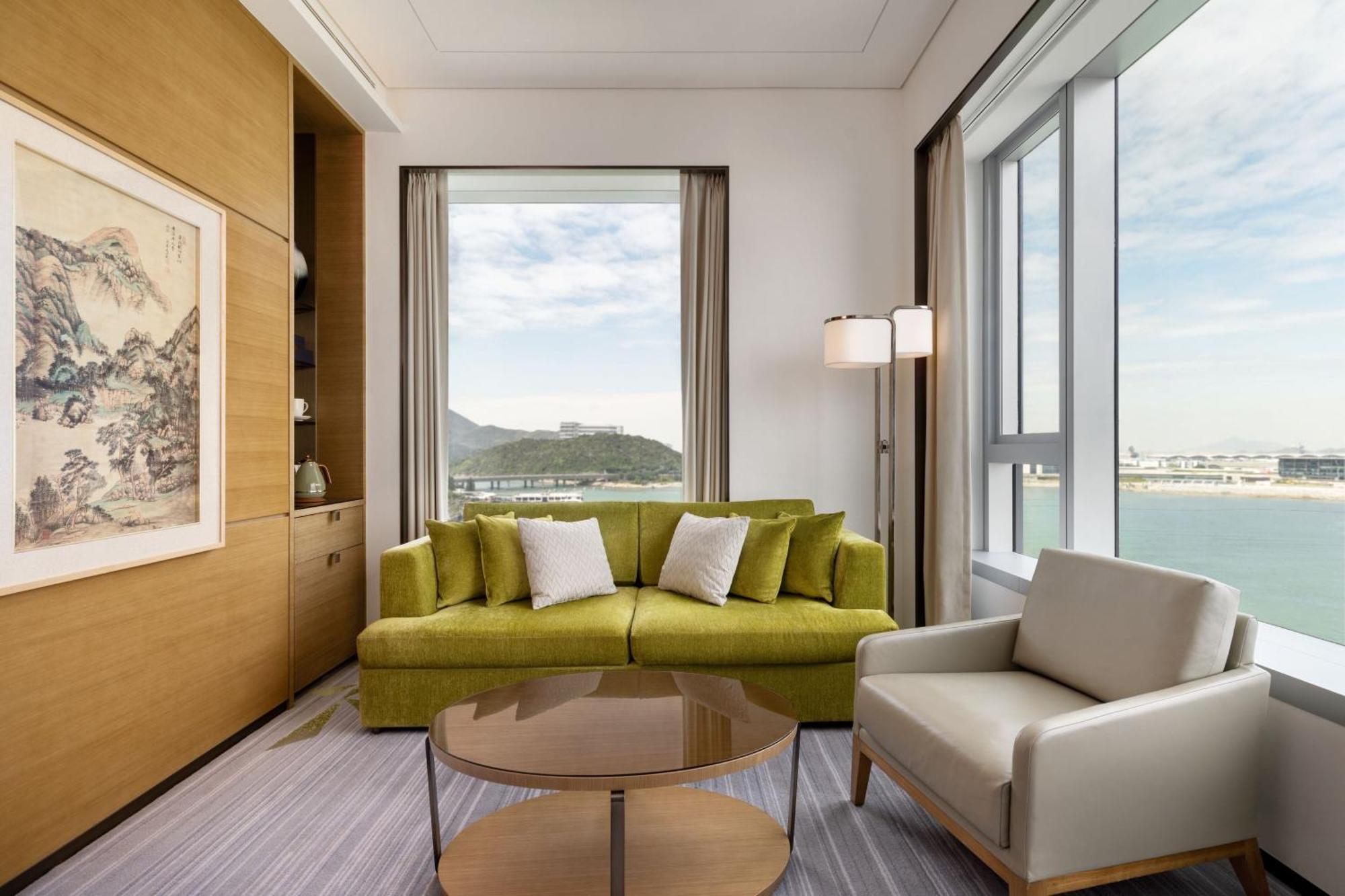 Executive Suite Ocean View Executive Lounge Access