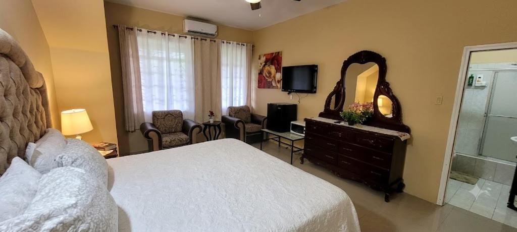 Large Double Room