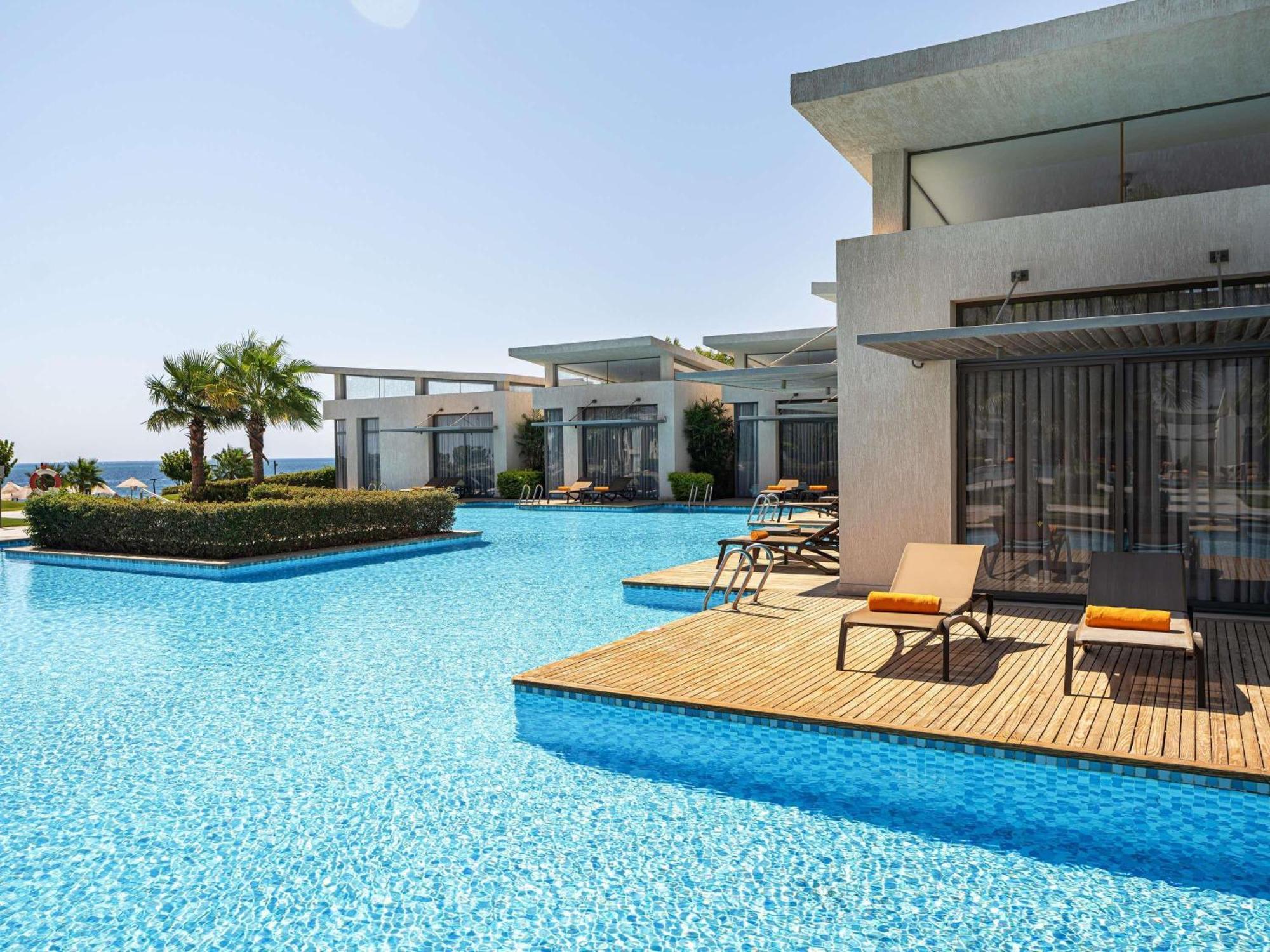 Pool Villa Twin Beds