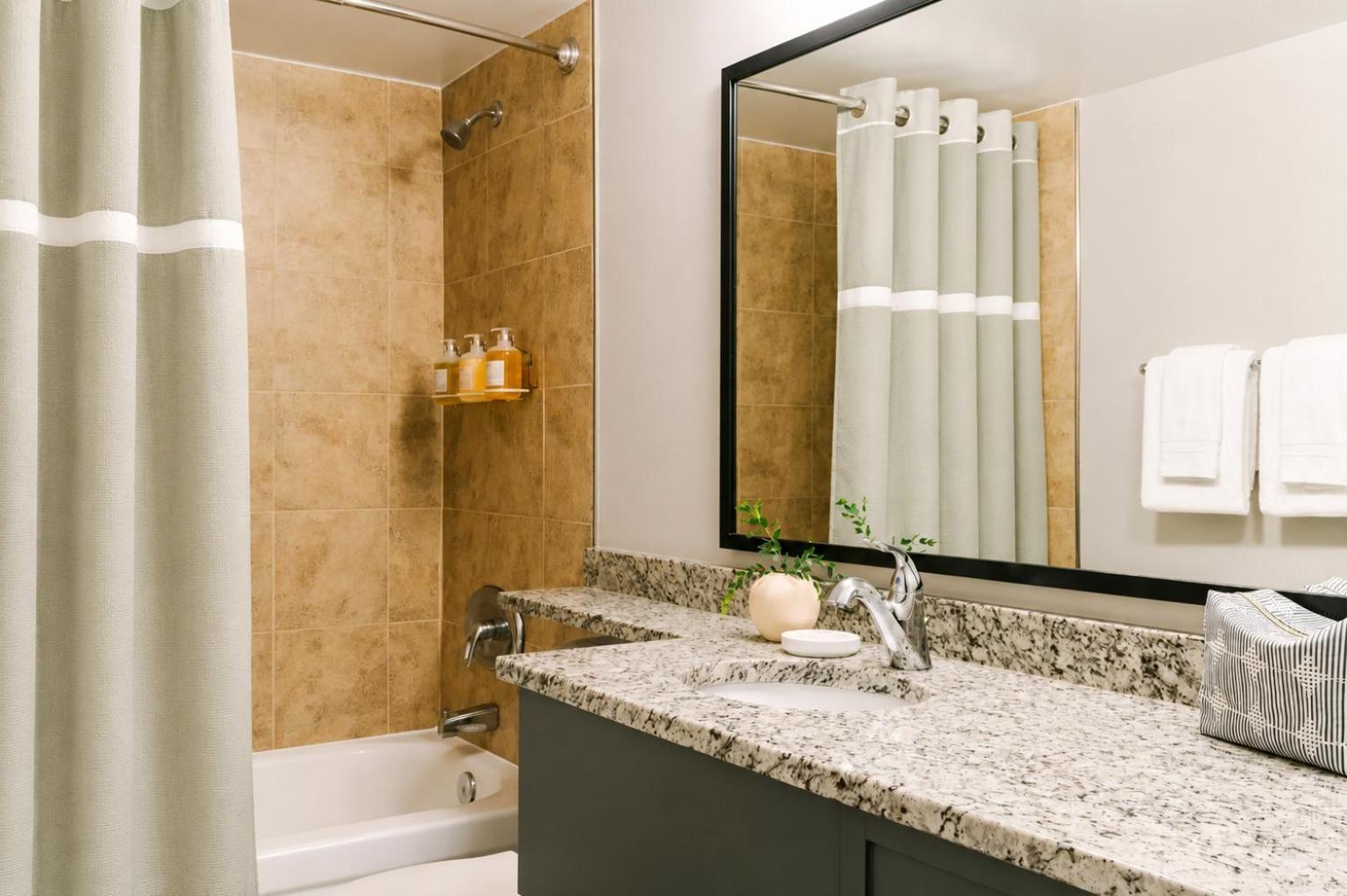 Classic Queen Studio with Terrace & Kitchenette