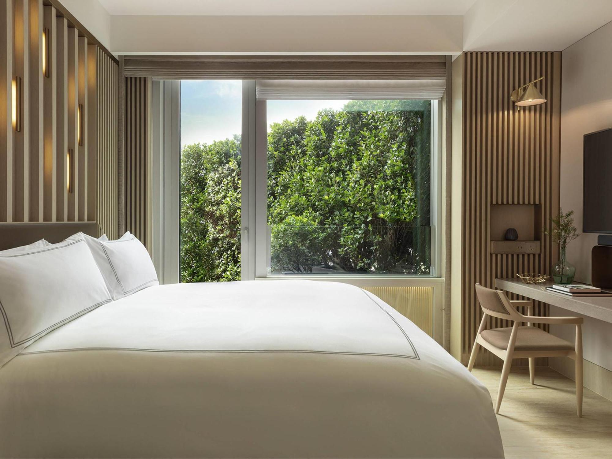 Luxury Executive Terrace Room 1 King Size Bed Lounge Access Private Terrace heated Jacuzzi