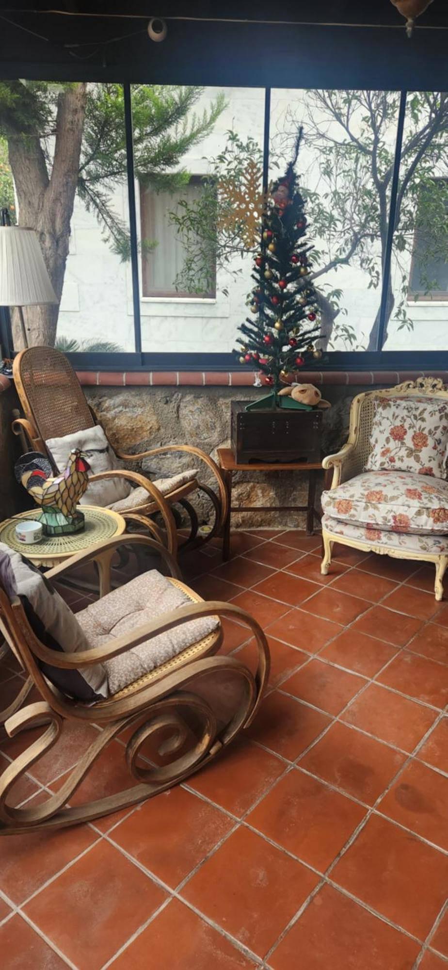 Studio Balcony