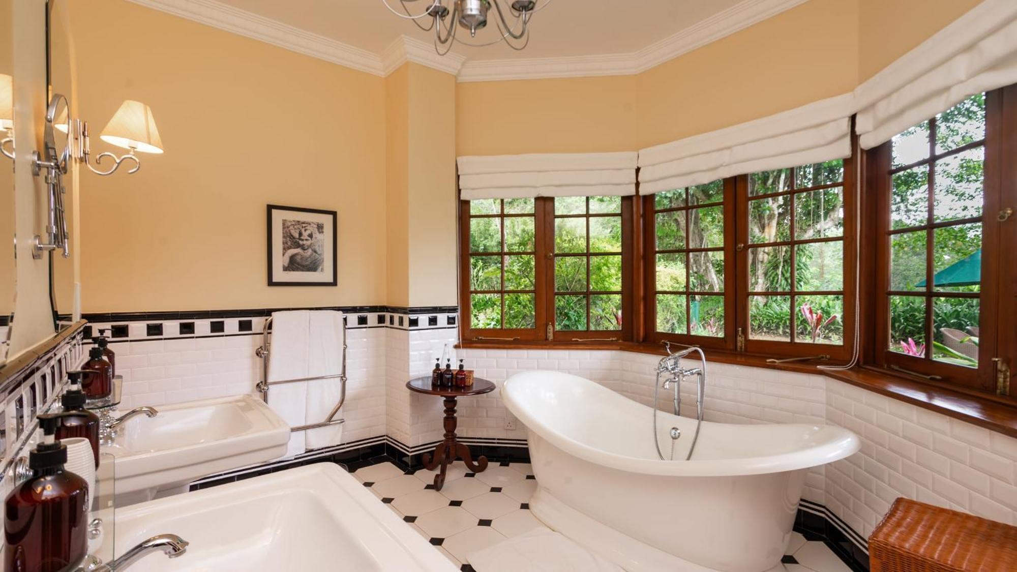 Estate Suite