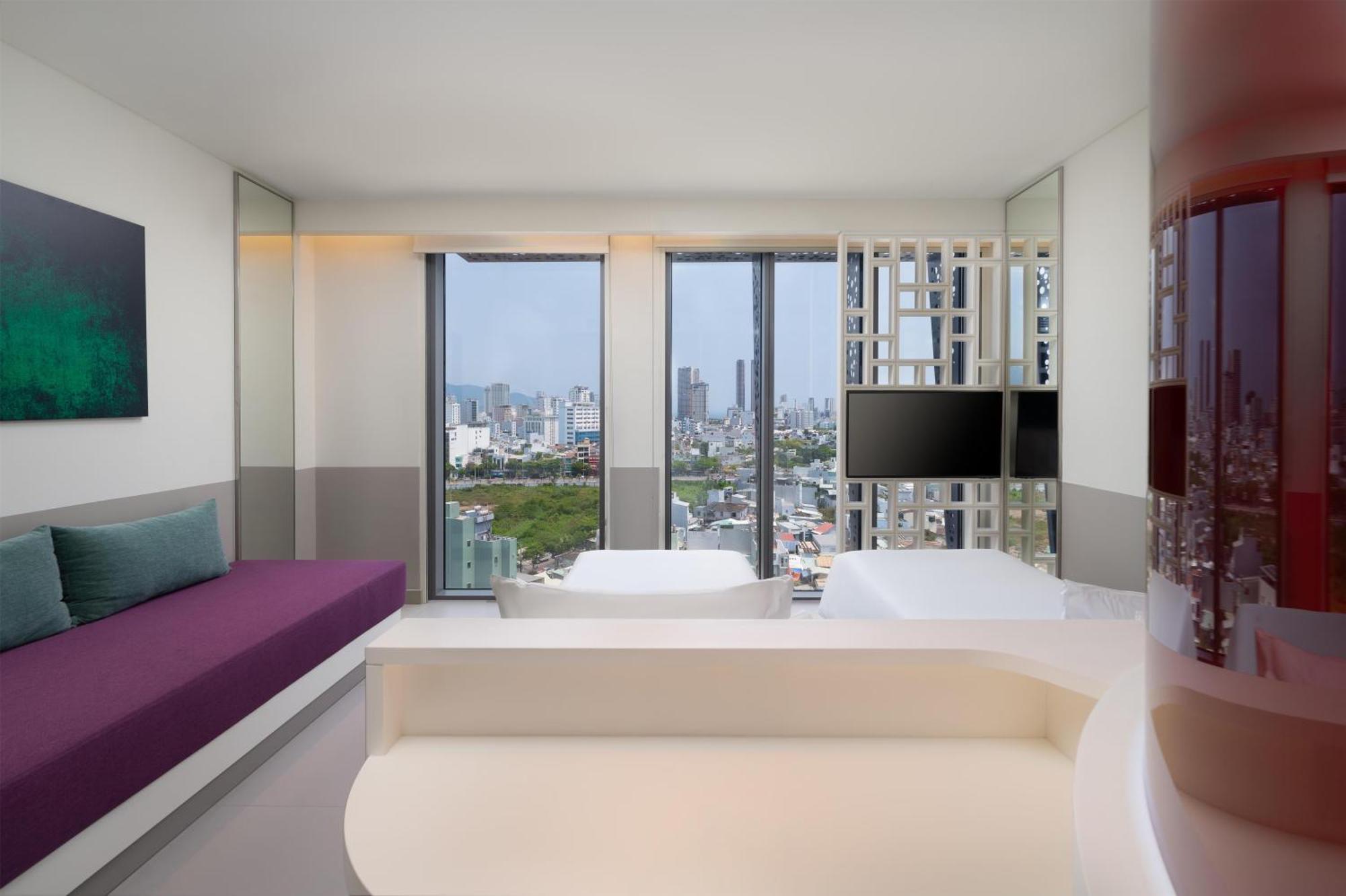 Deluxe Twin Room with City View