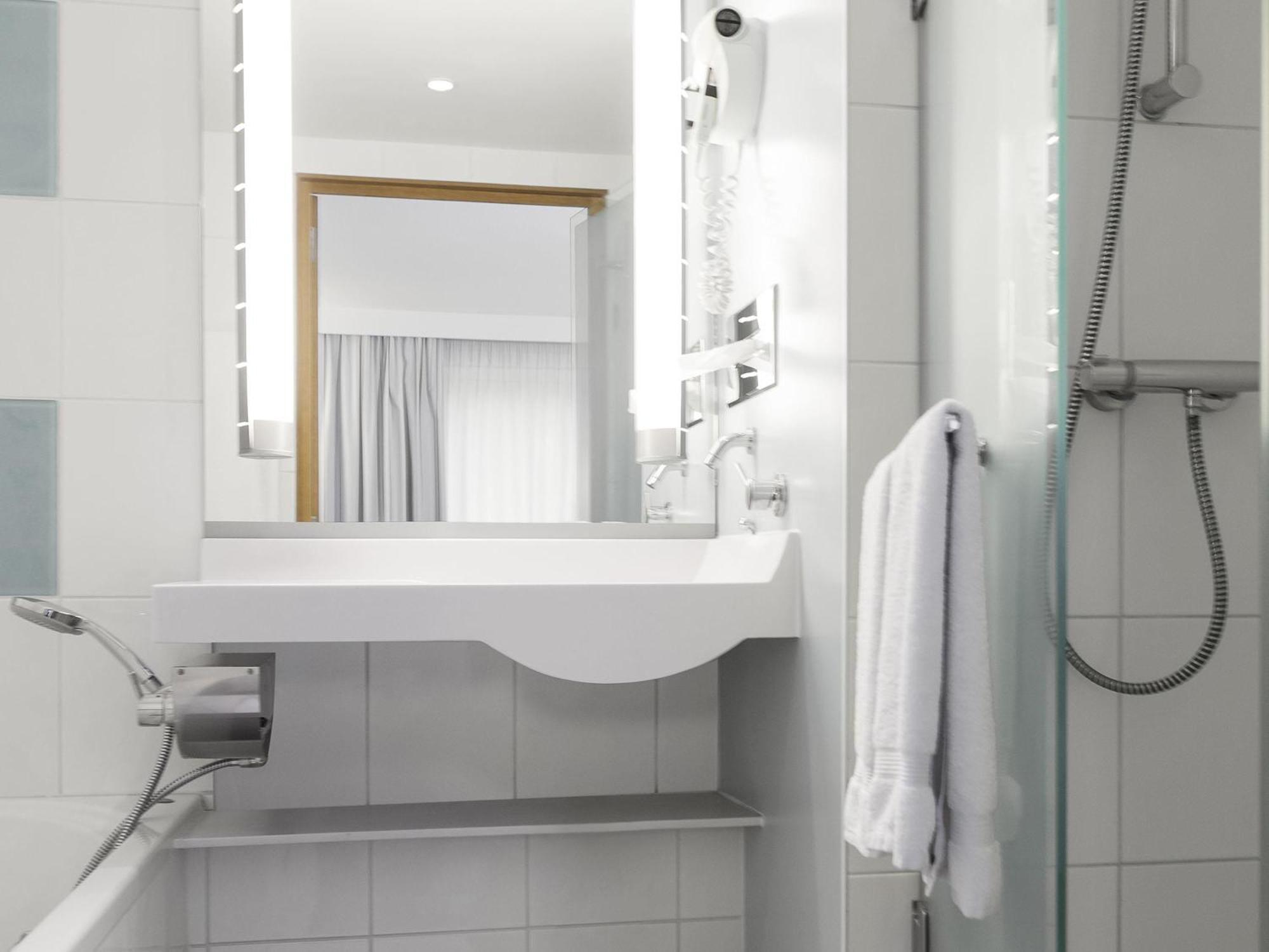 Superior Kamer met 1 tweepersoonsbed en een bank