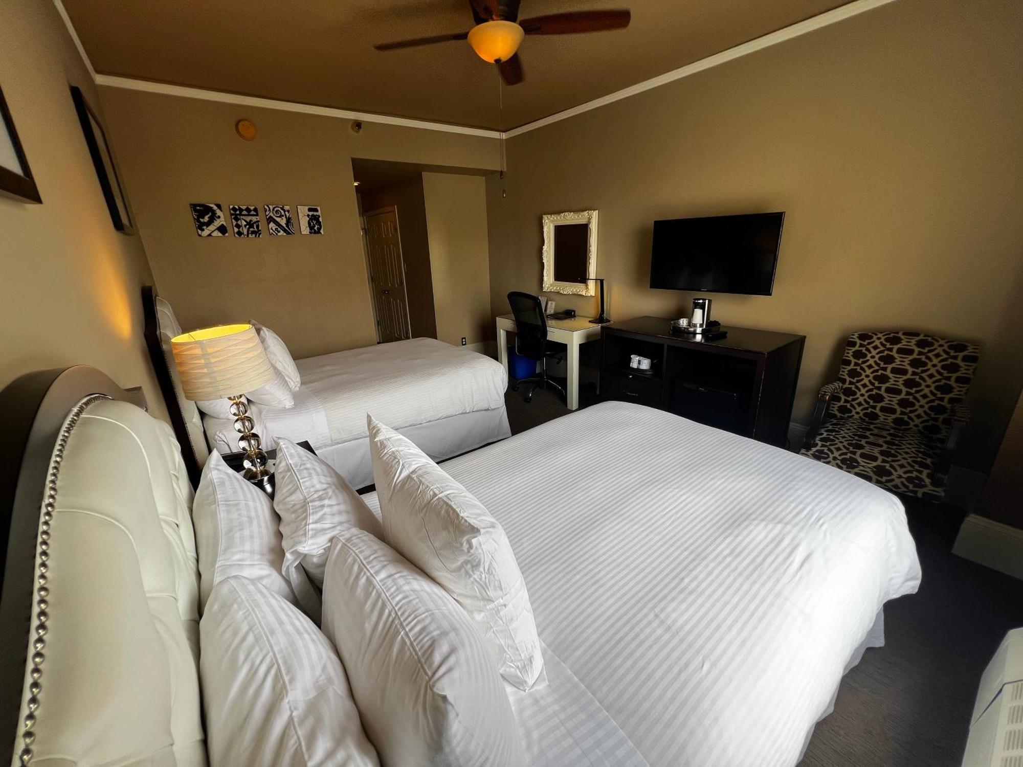 Deluxe Double Room Two Double Beds