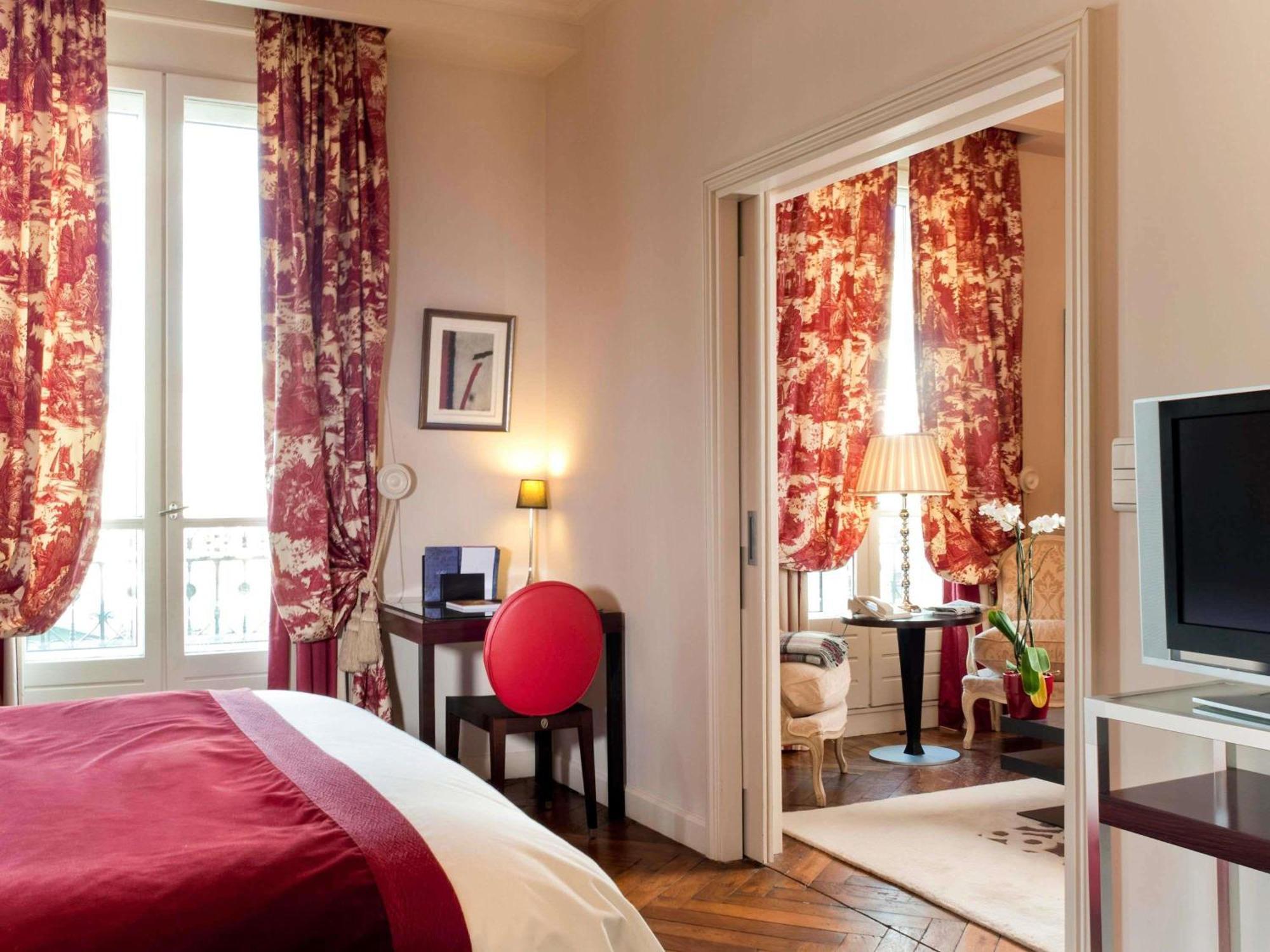 Junior Double Suite City View