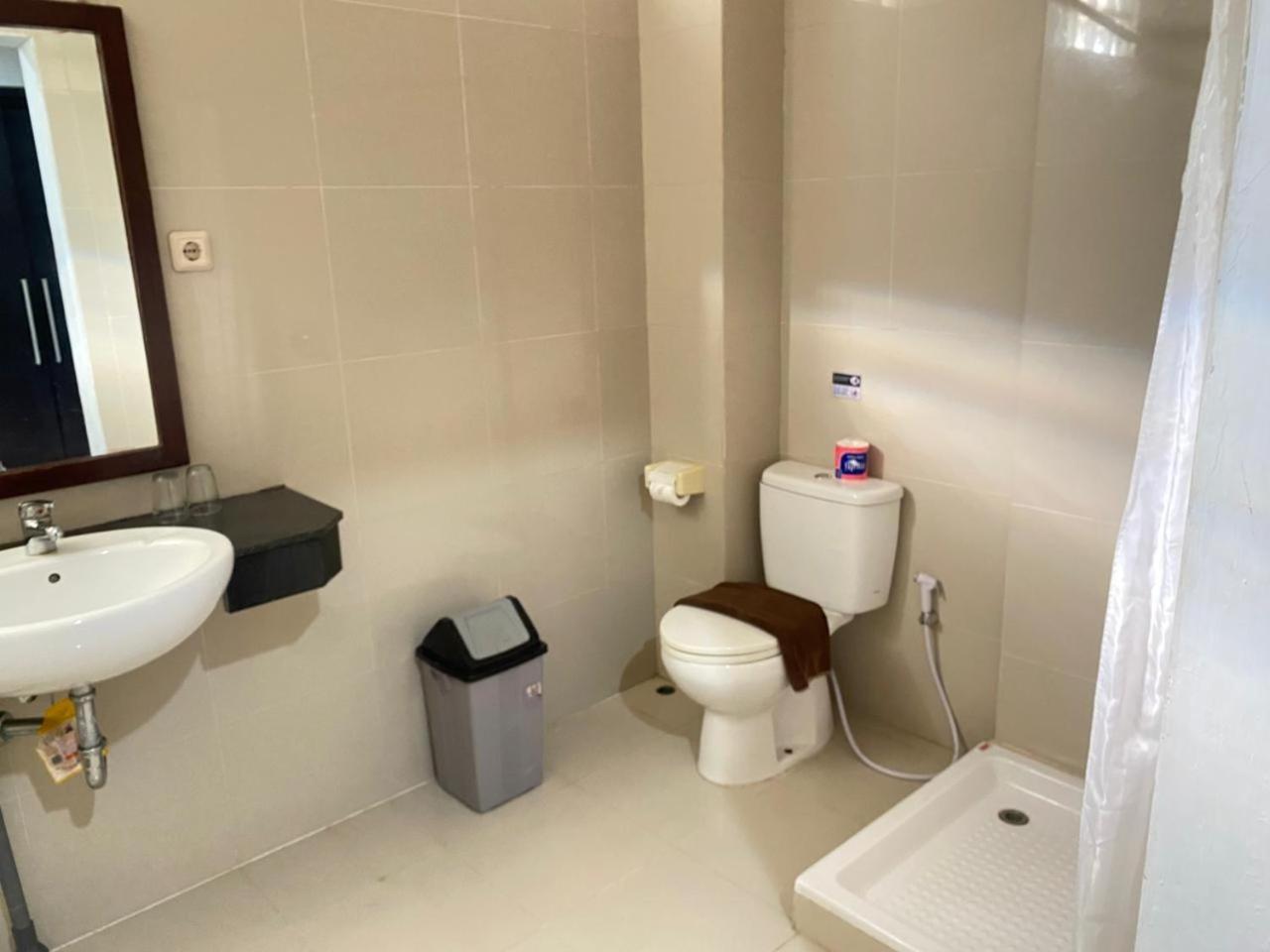 Double or Twin Room with Pool View