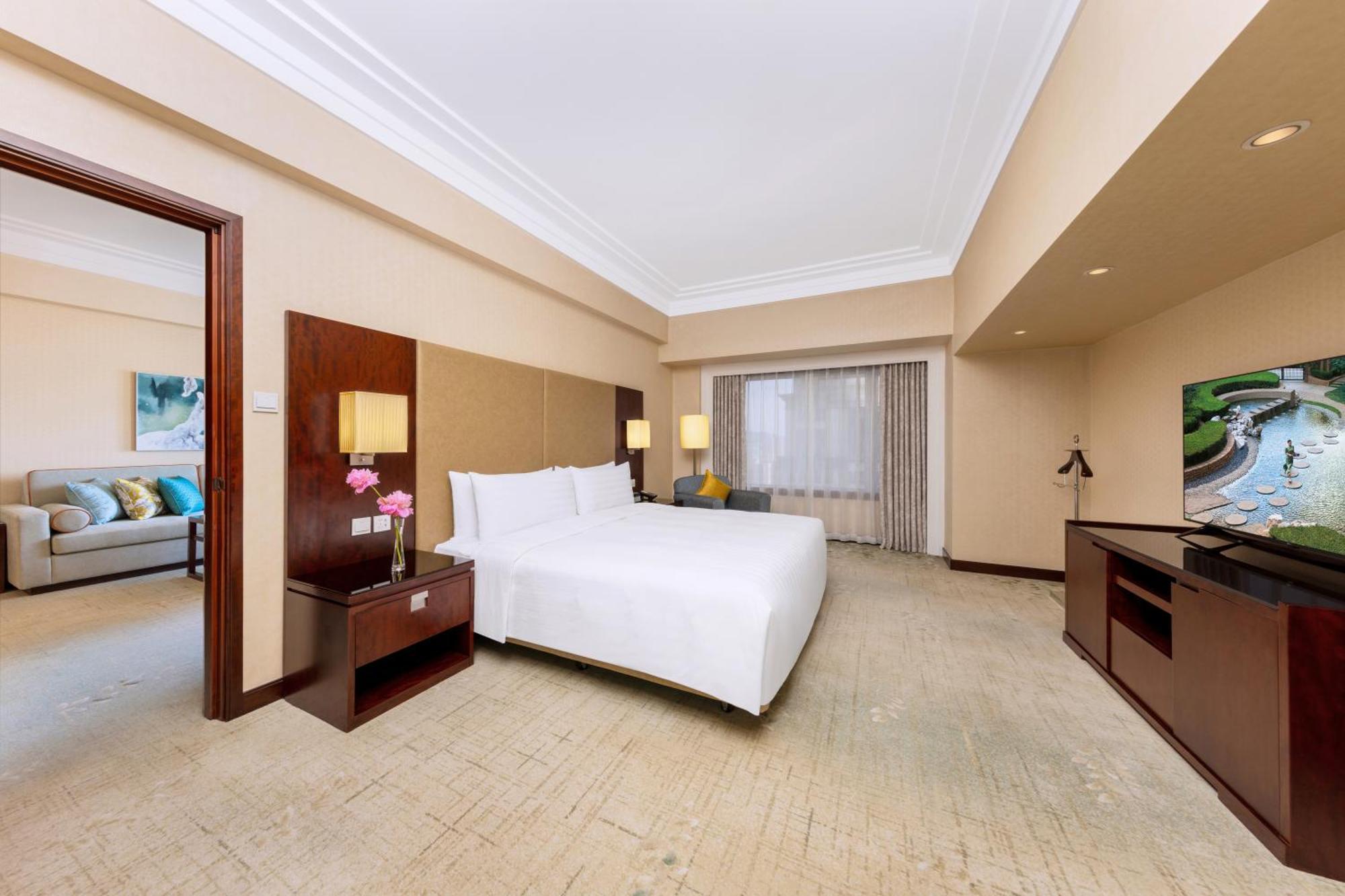 One-Bedroom Suite