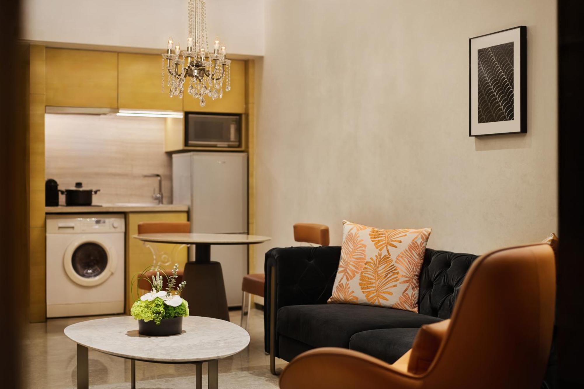 One-Bedroom Suite Kitchenette City View
