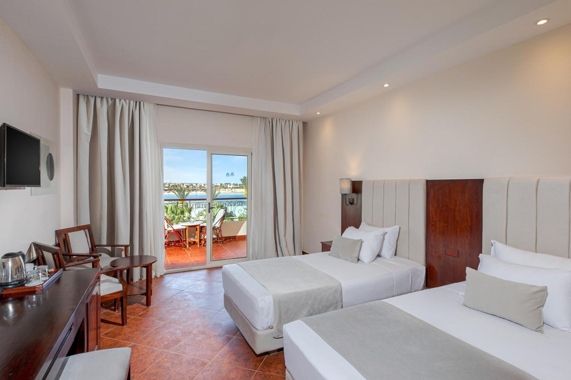 Deluxe Tweepersoonskamer met 1 Tweepersoonsbed of 2 Aparte Bedden aan het Strand