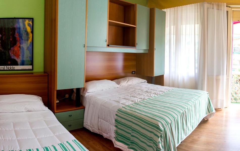 Dreibettzimmer