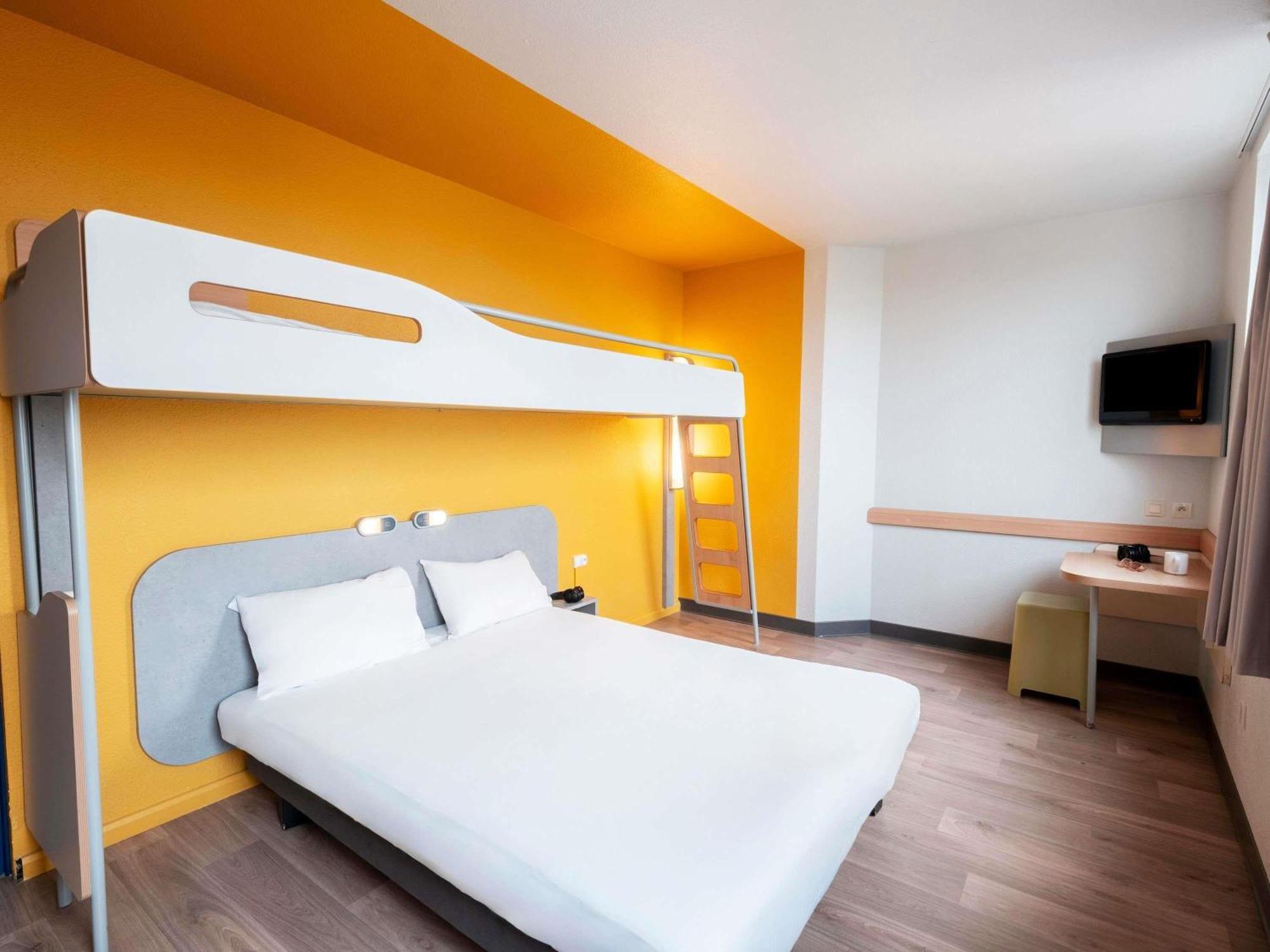 Accessible King Room
