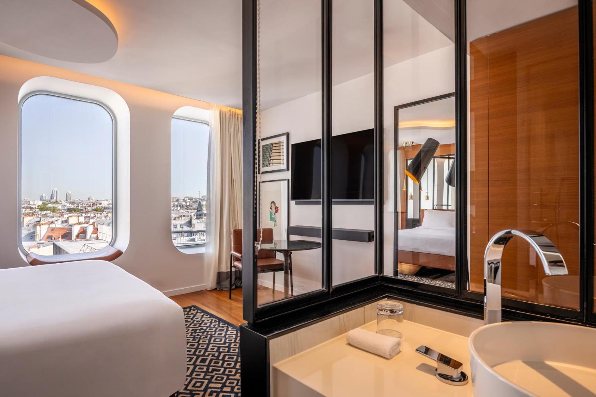 Skyline Suite Skyline View