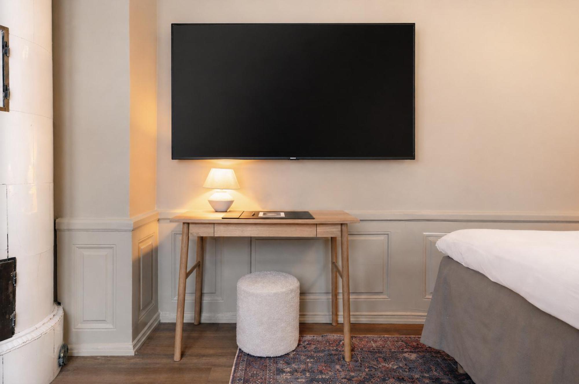 Superior King Room Park View