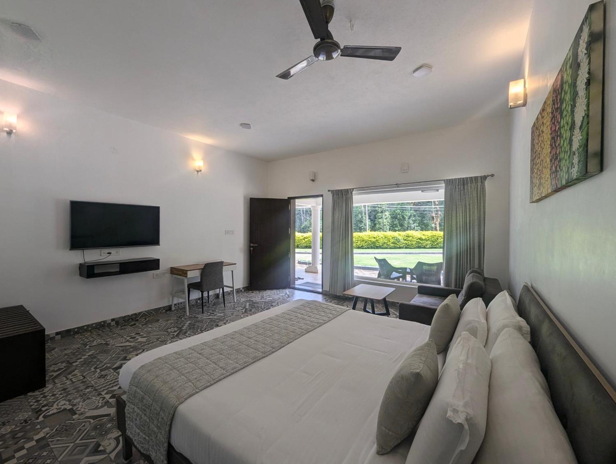 Estate Room One