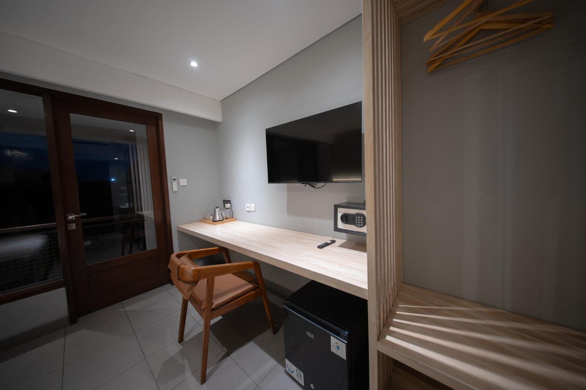 Standard Double Room,1773379814:JPEG