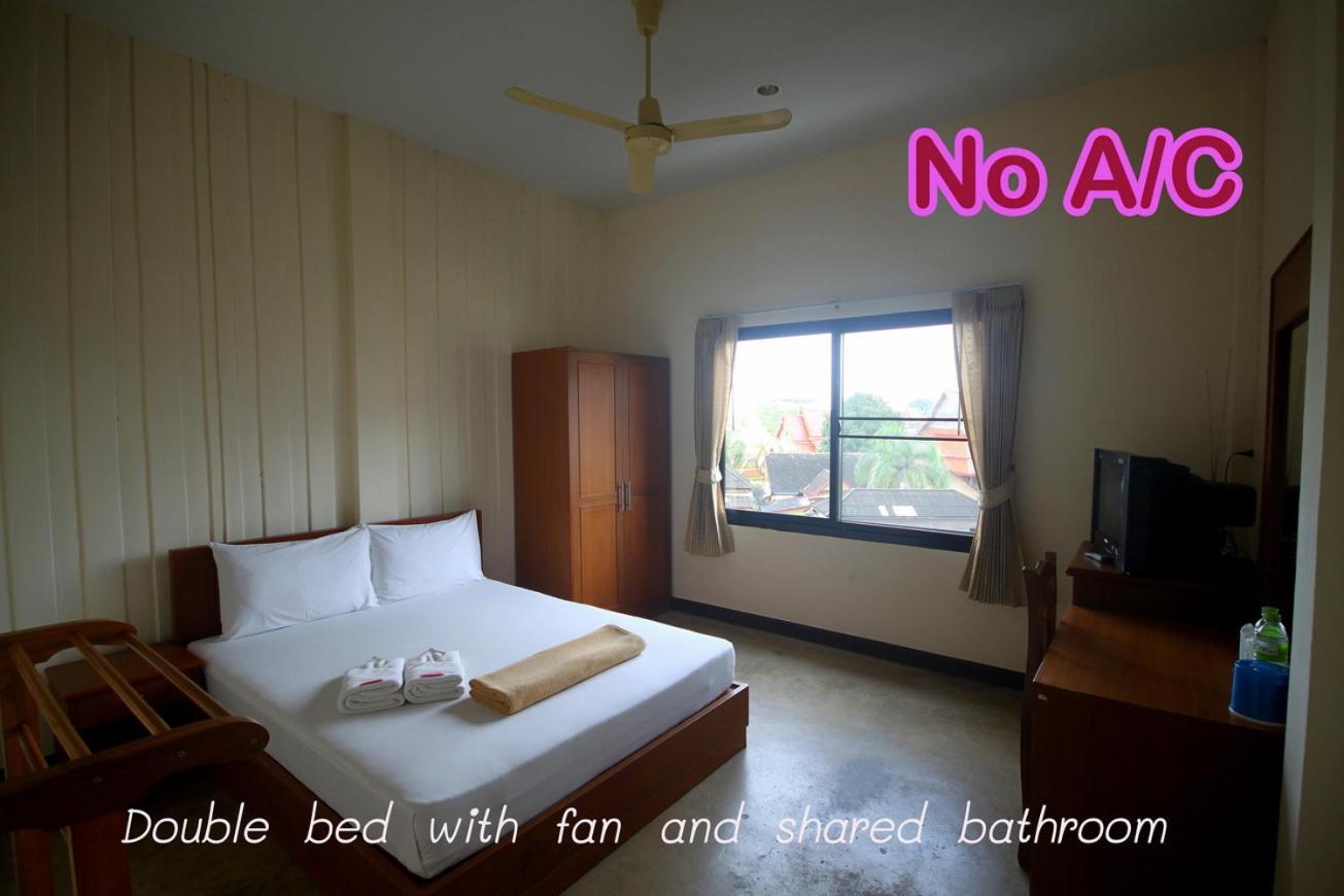 Double Room with Fan and Shared Bathroom