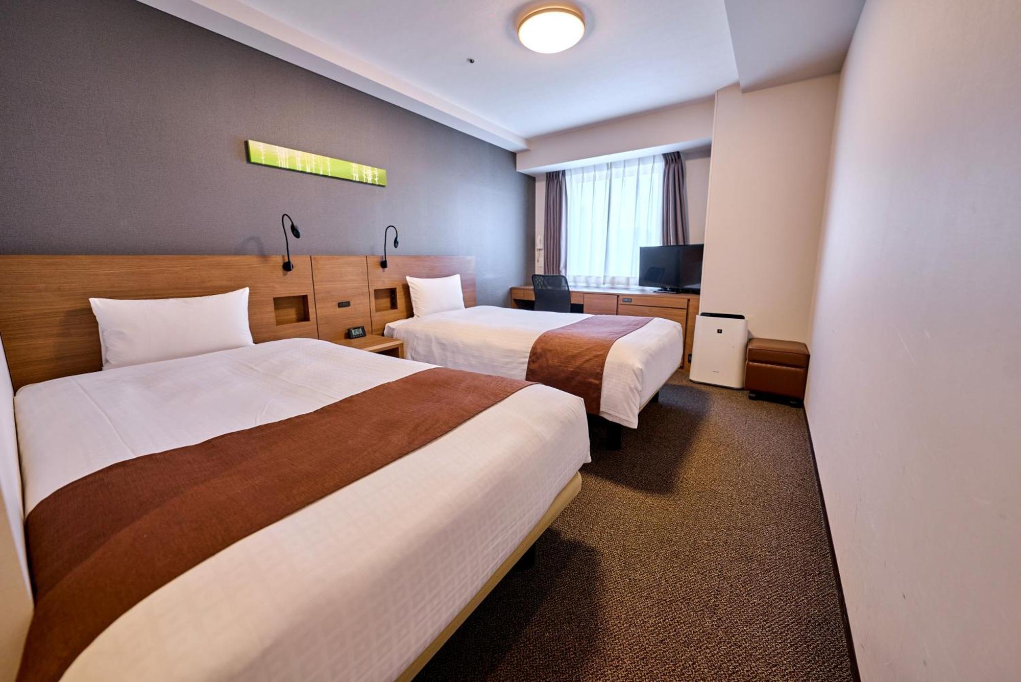 Standard Twin Room - Non-Smoking