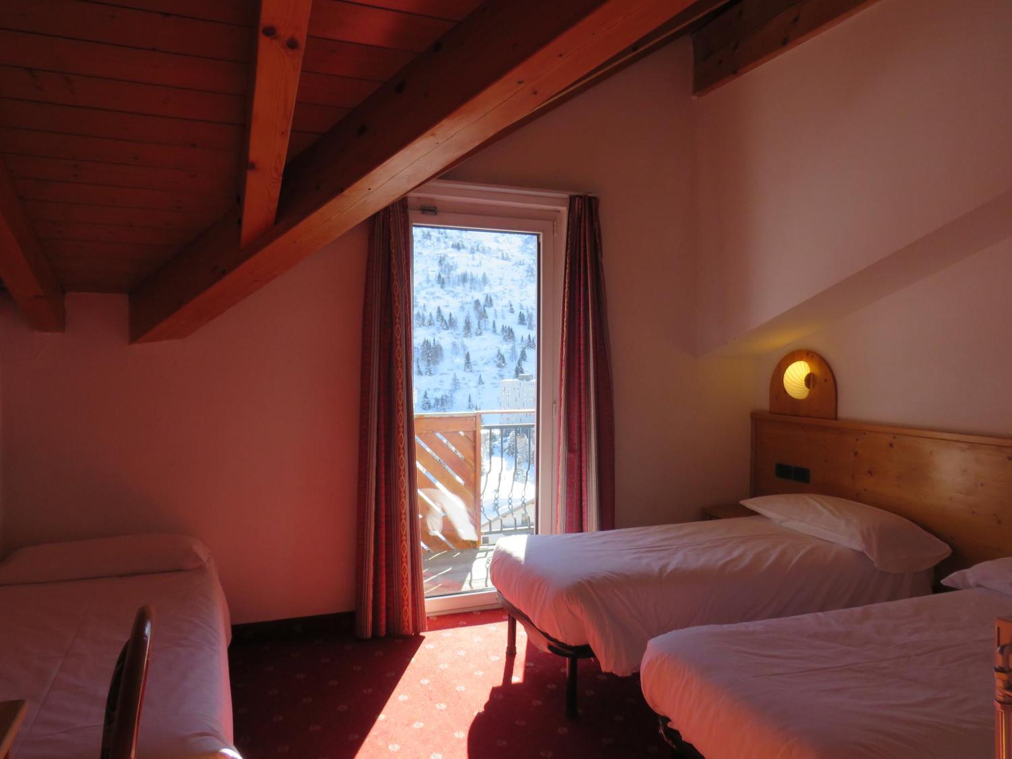 Triple Room with Private Bathroom