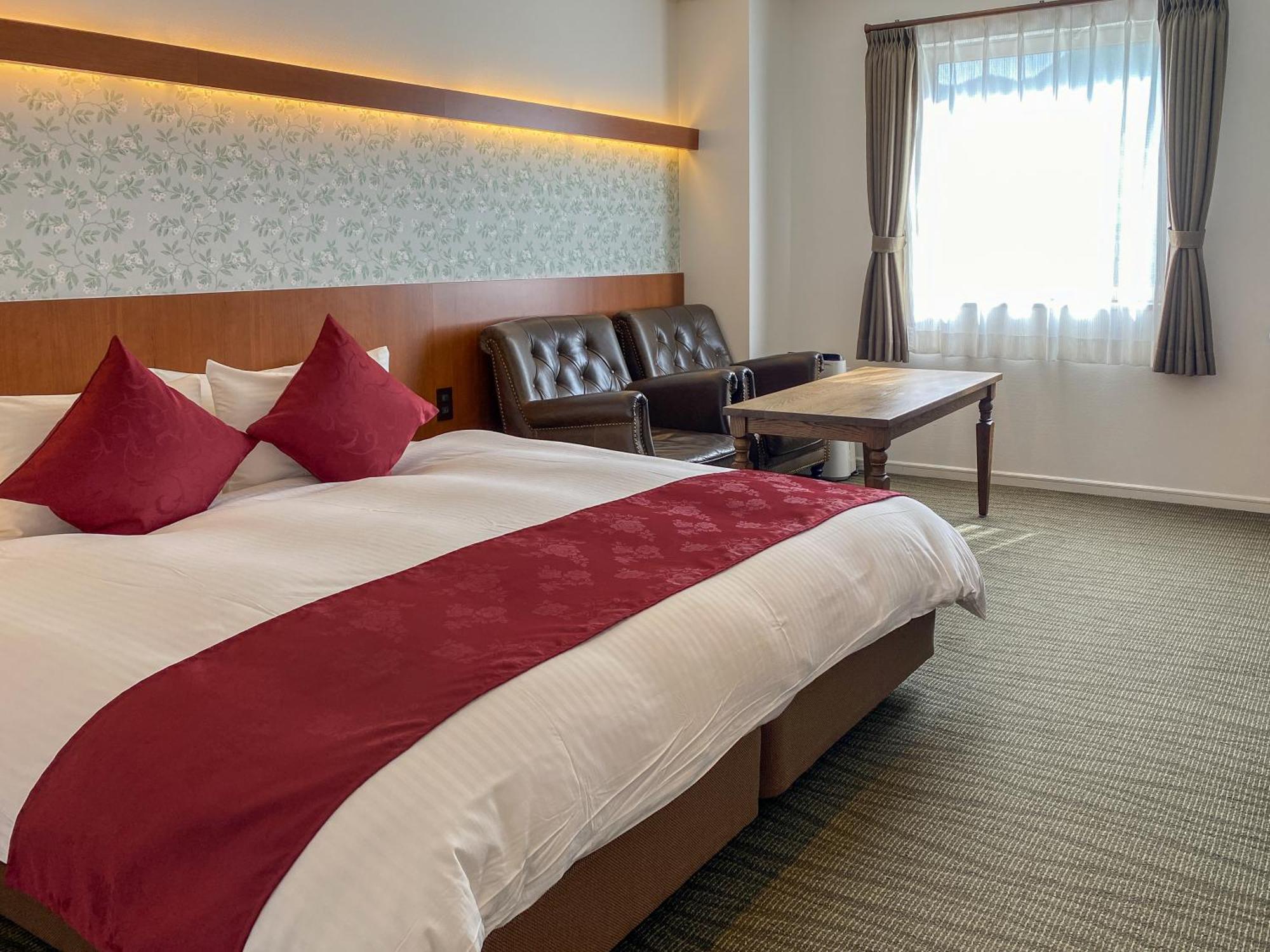 Queen Room
