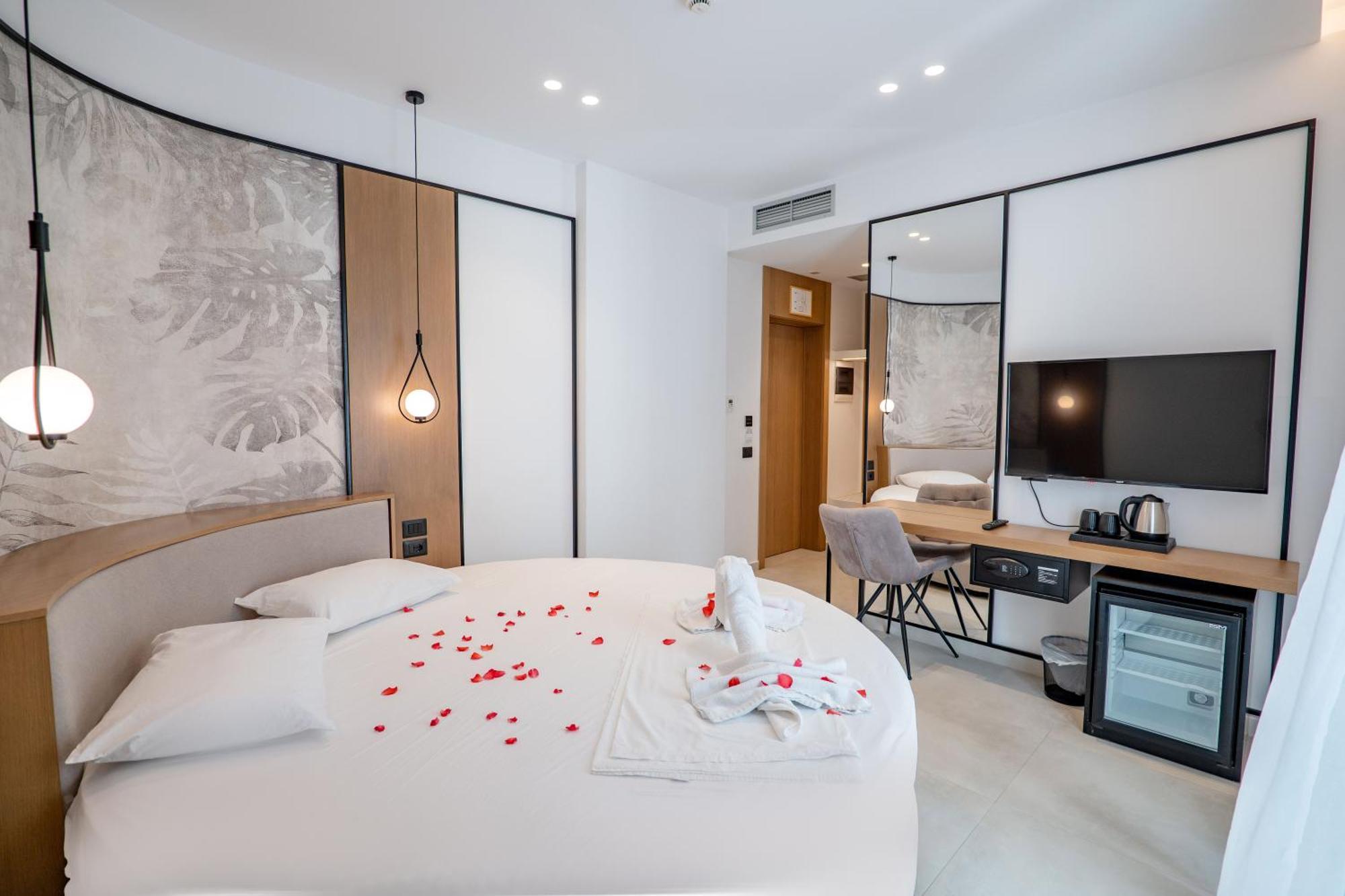 Deluxe Double Room Balcony Ground Floor