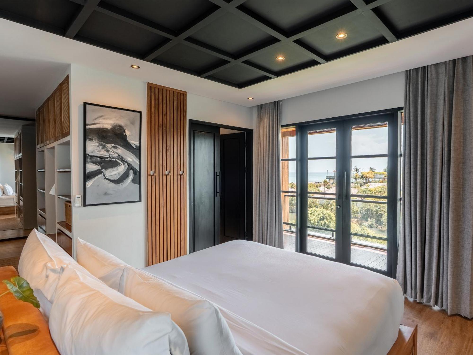 Signature Villa