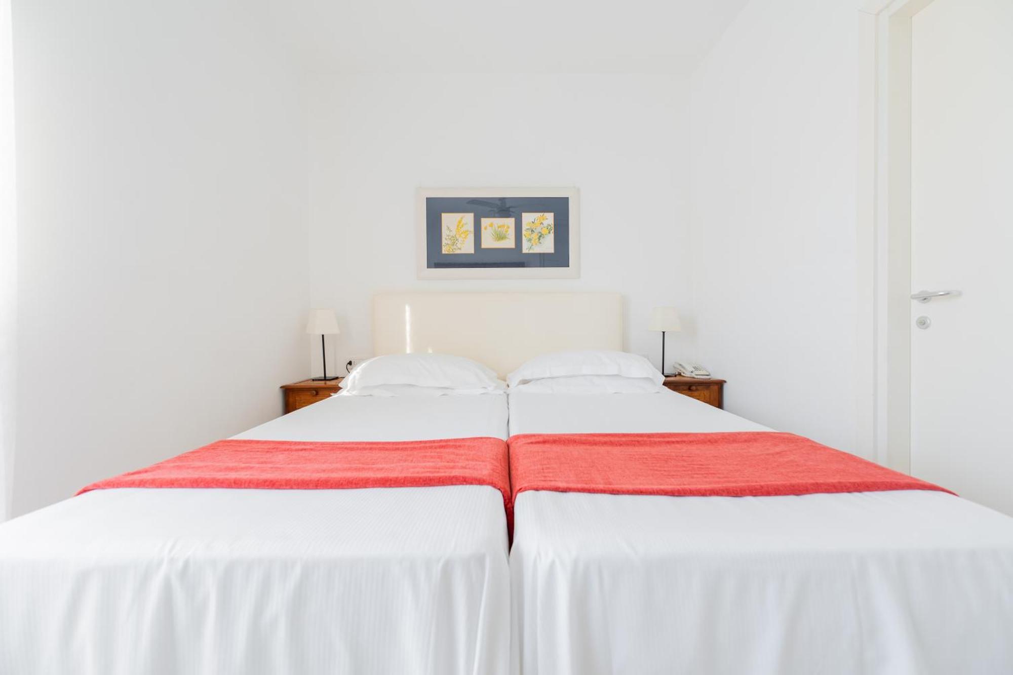 Junior Suite with Garden View