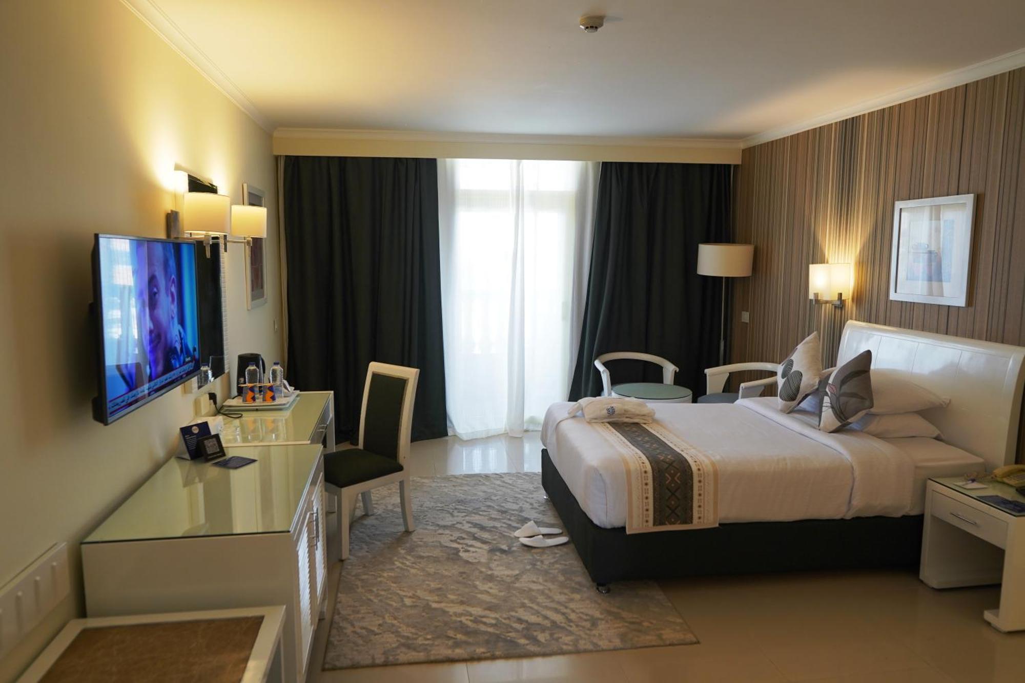 Deluxe Üç Kişilik Oda - Deniz Manzaralı