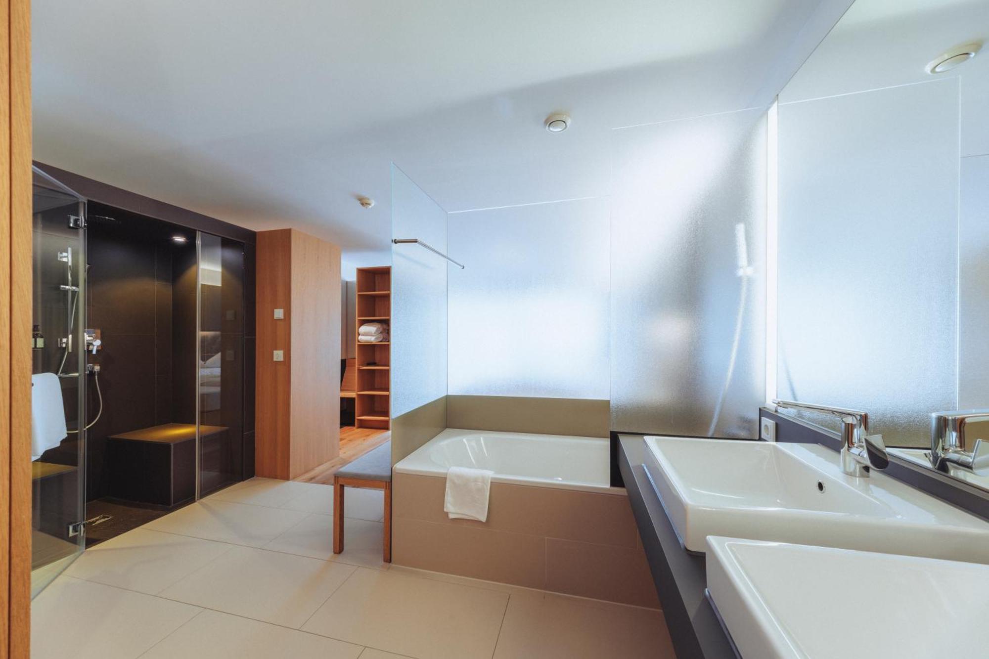 Superior Suite with Balcony, Mountain View and private Steam Bath