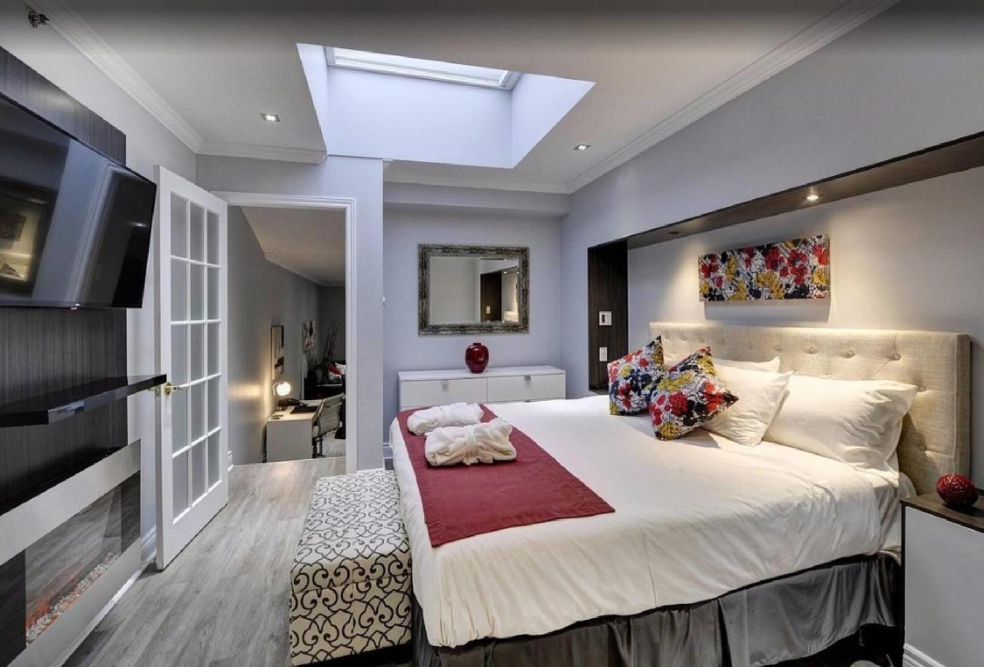 Classic Queen Room with Two Queen Beds