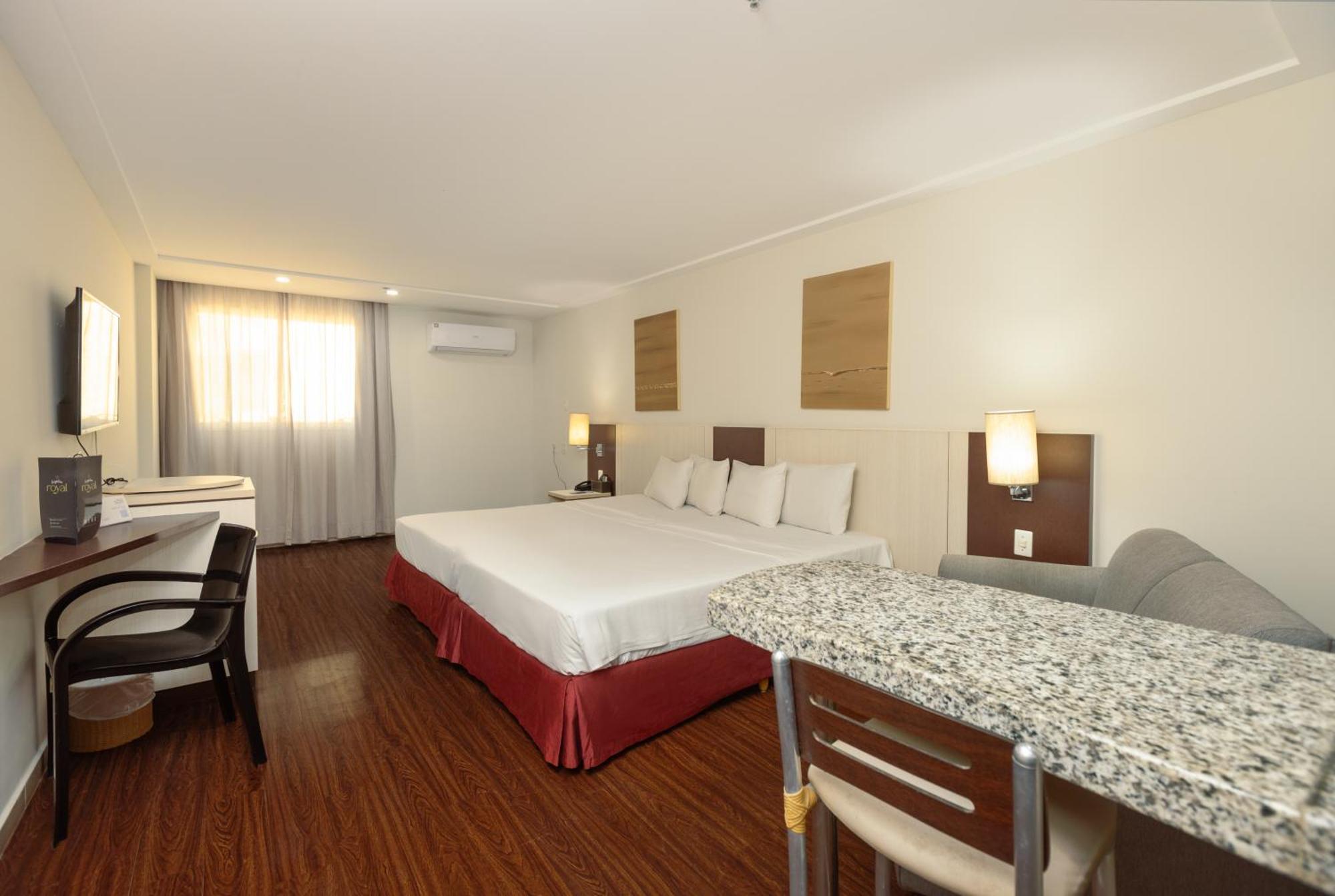 Executive Queen Room
