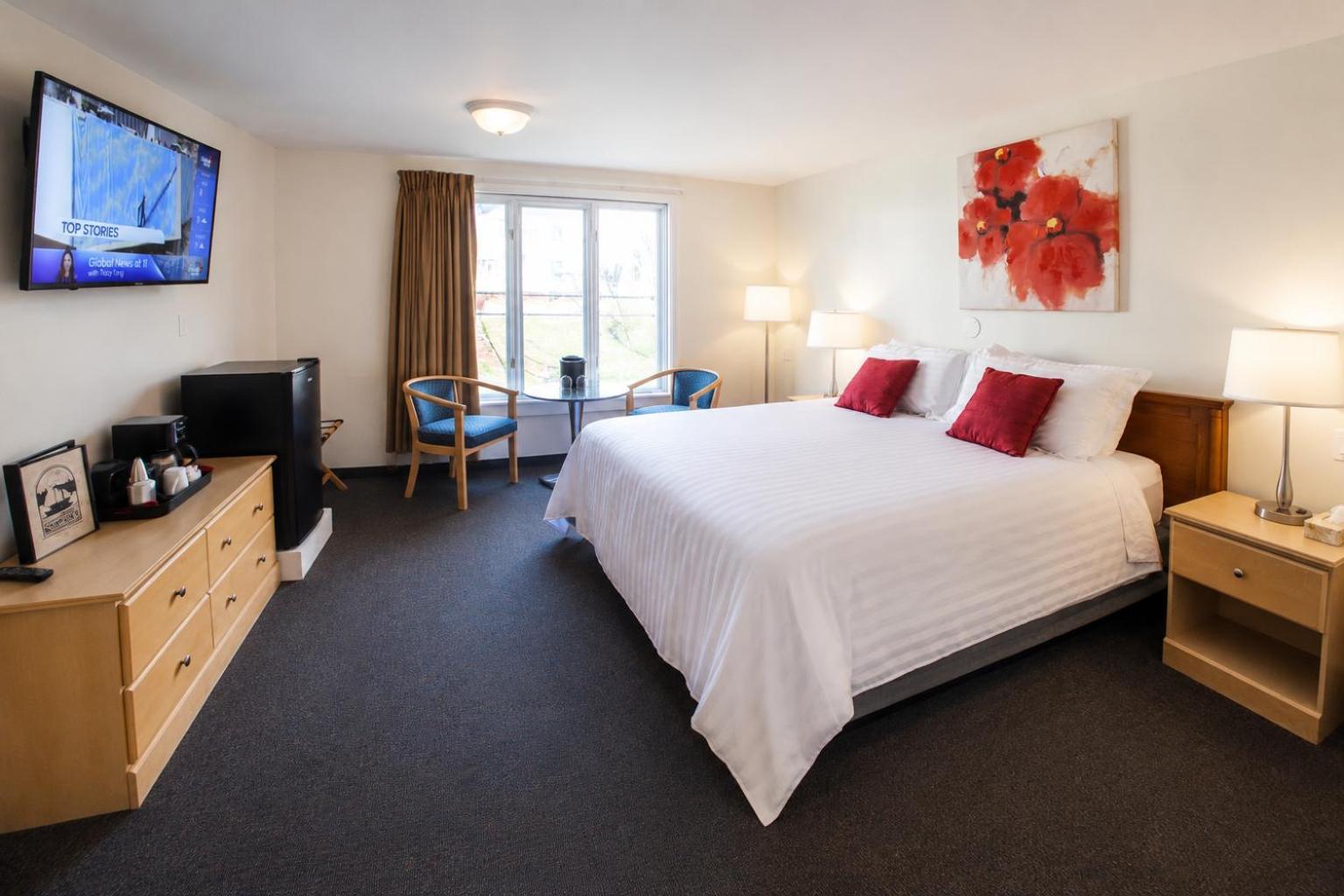Town View Spacious King Room