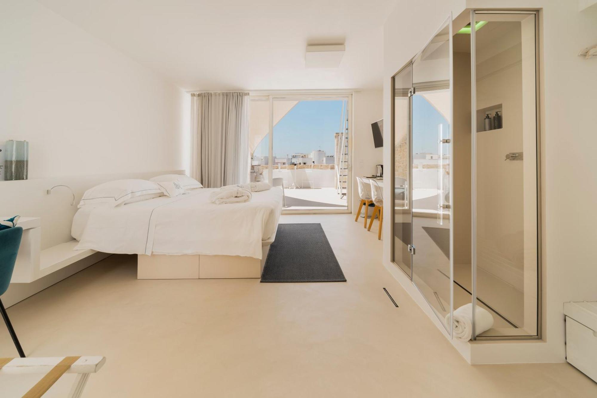 Suite with Sea View
