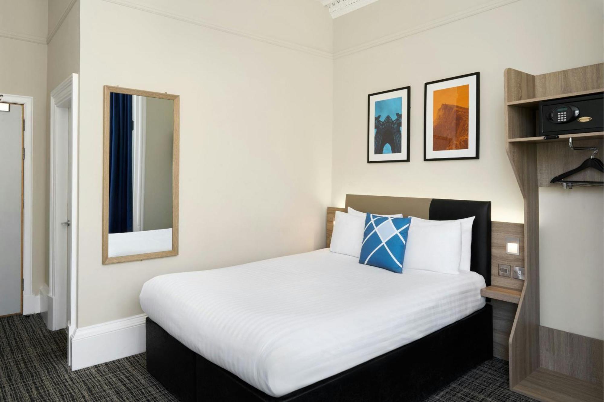 Efficient Double Efficient Room 1 Double,1746901099:JPEG