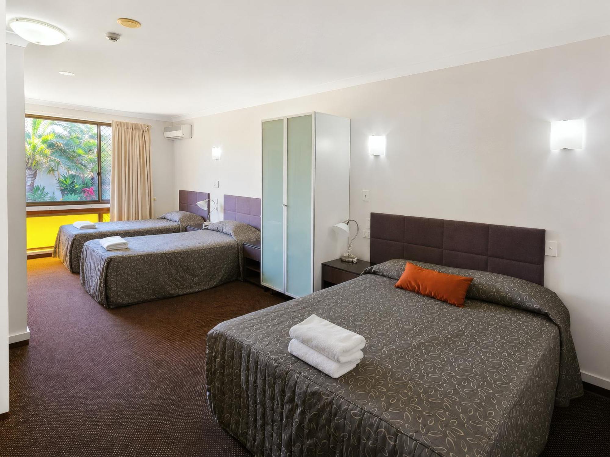 Deluxe Family Room